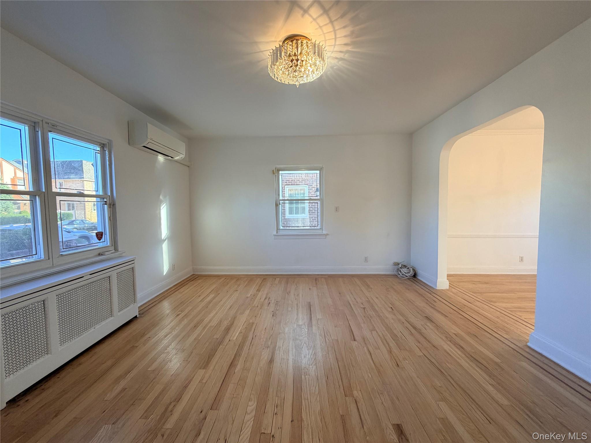 #2 photo, 7612 175th Street, Fresh Meadows , NY 11366