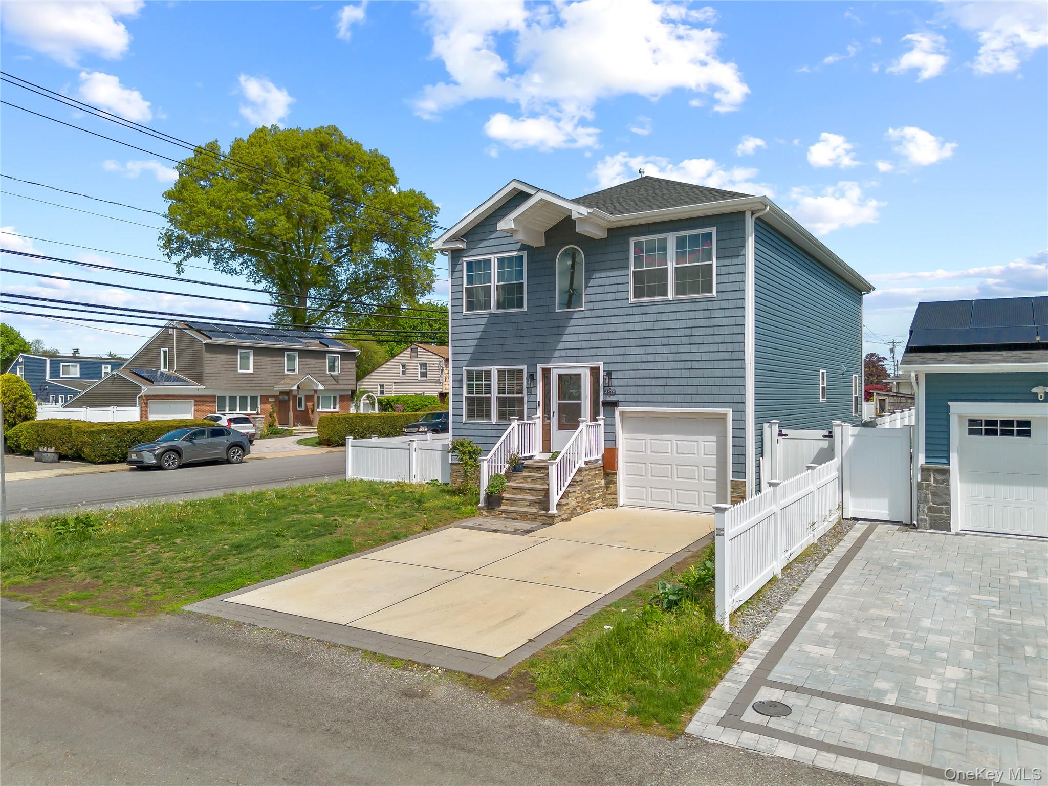 #2 photo, 3875 South Street, ナッソー郡 Seaford , NY 11783