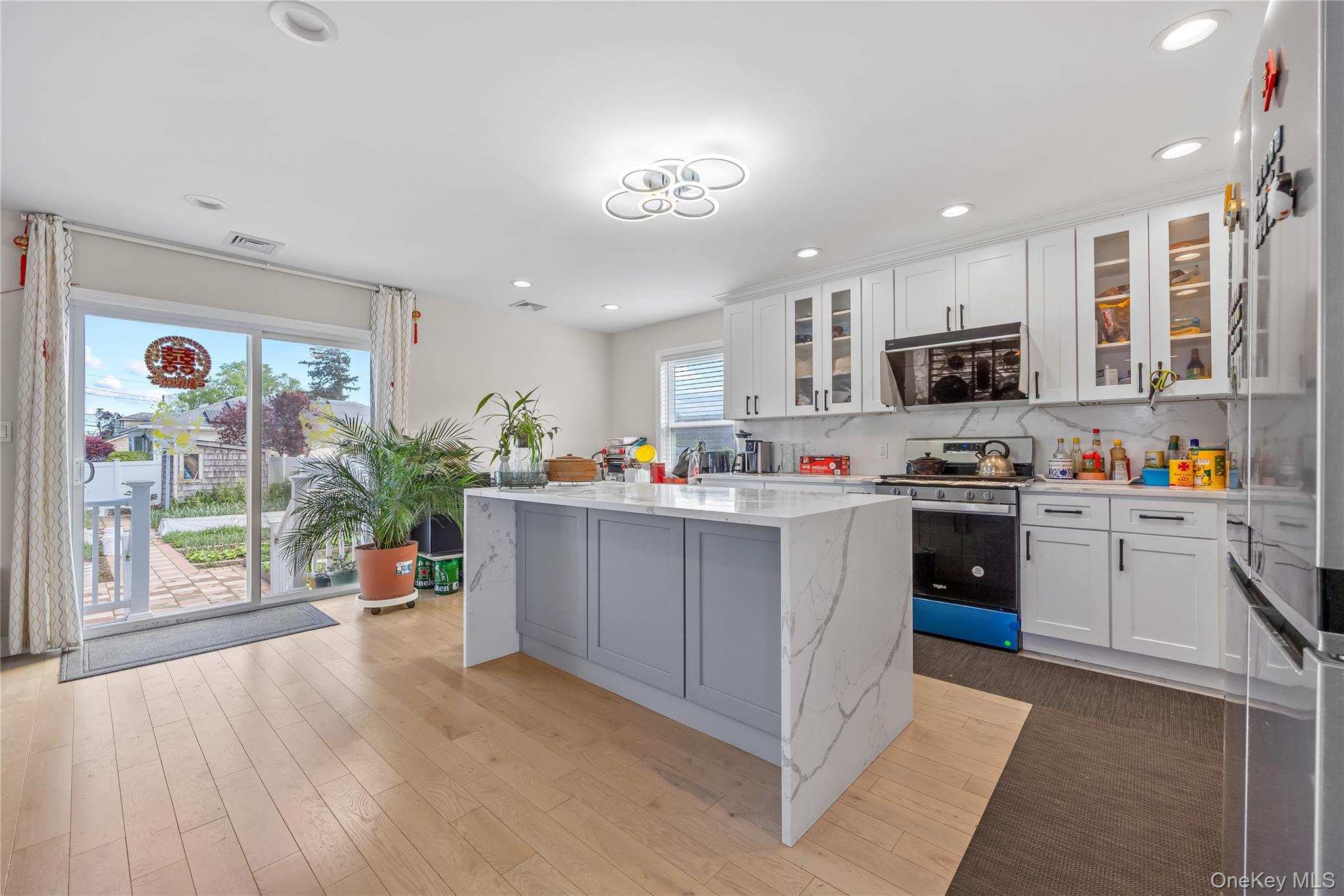 #4 photo, 3875 South Street, ナッソー郡 Seaford , NY 11783