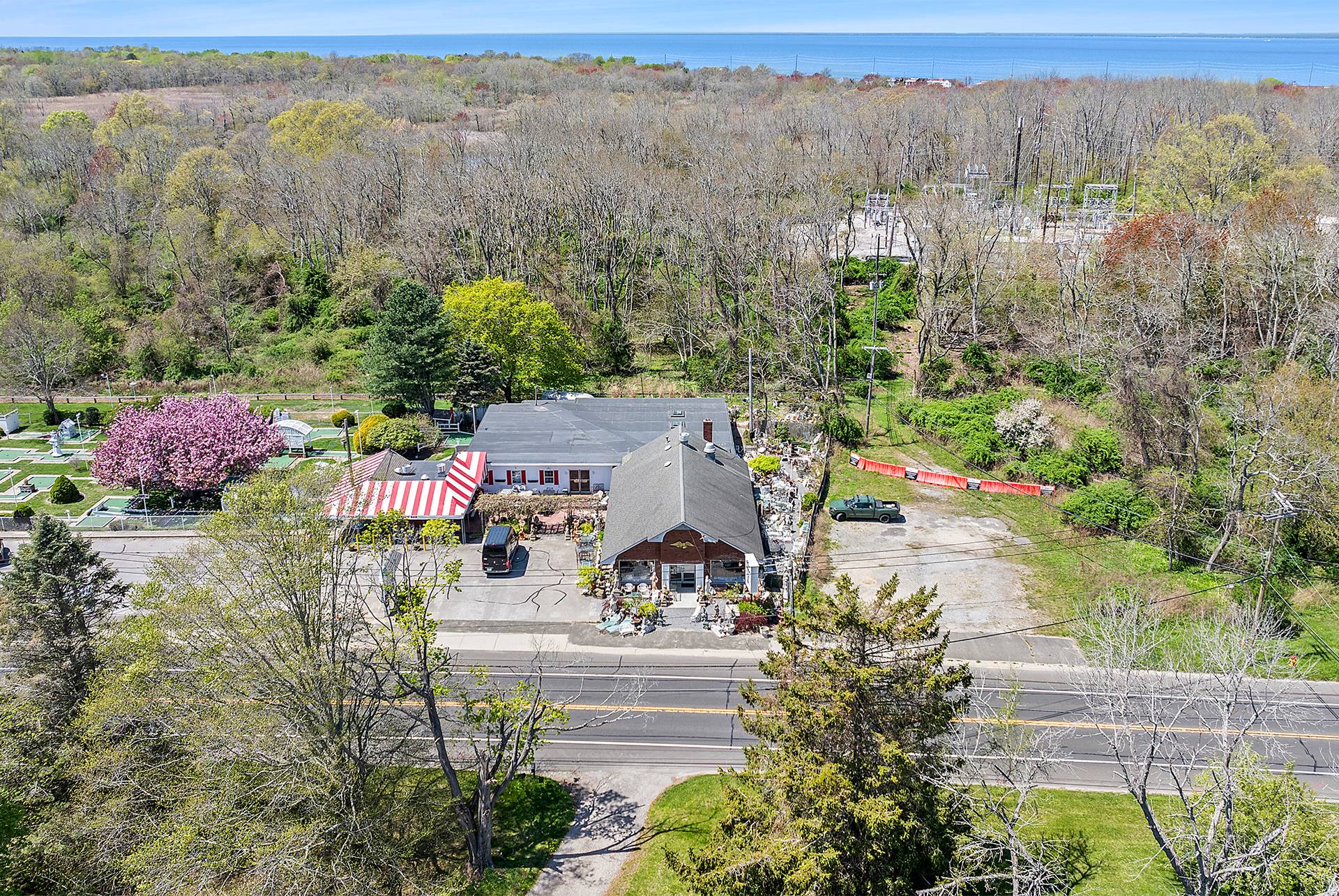 #11 photo, 69465 Main Road, サフォーク郡 Greenport , NY 11944