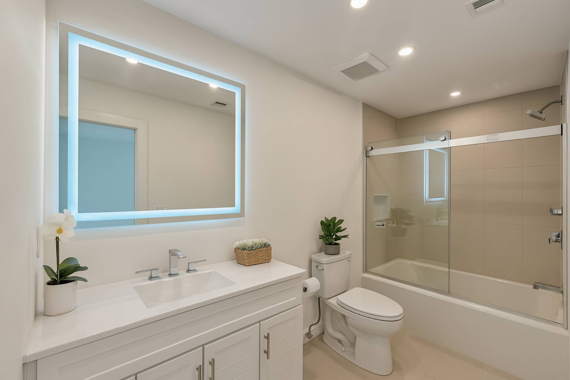 #12 photo, 4 Pine Tree Court, East Quogue , NY 11942