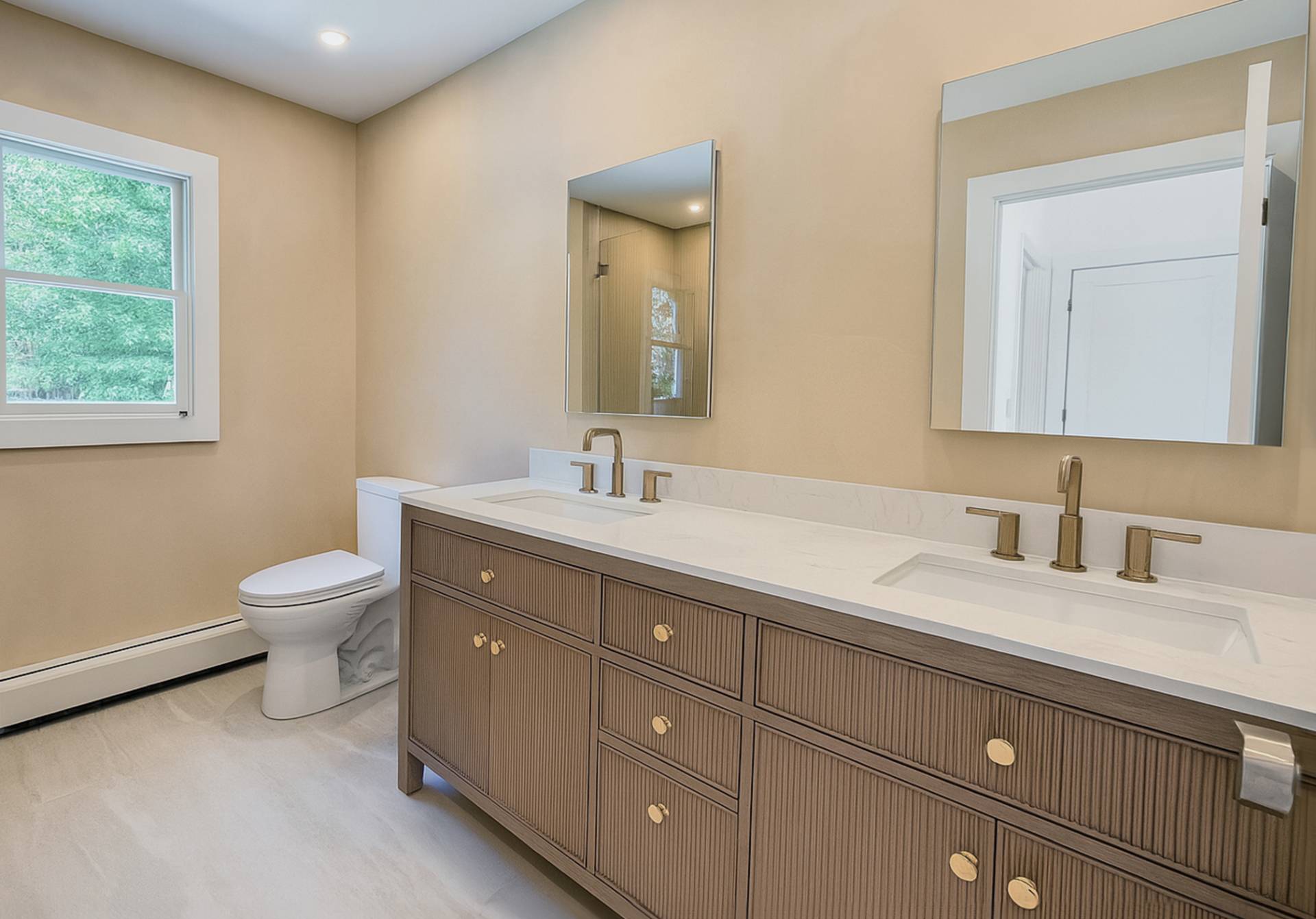 #16 photo, 4 Pine Tree Court, East Quogue , NY 11942