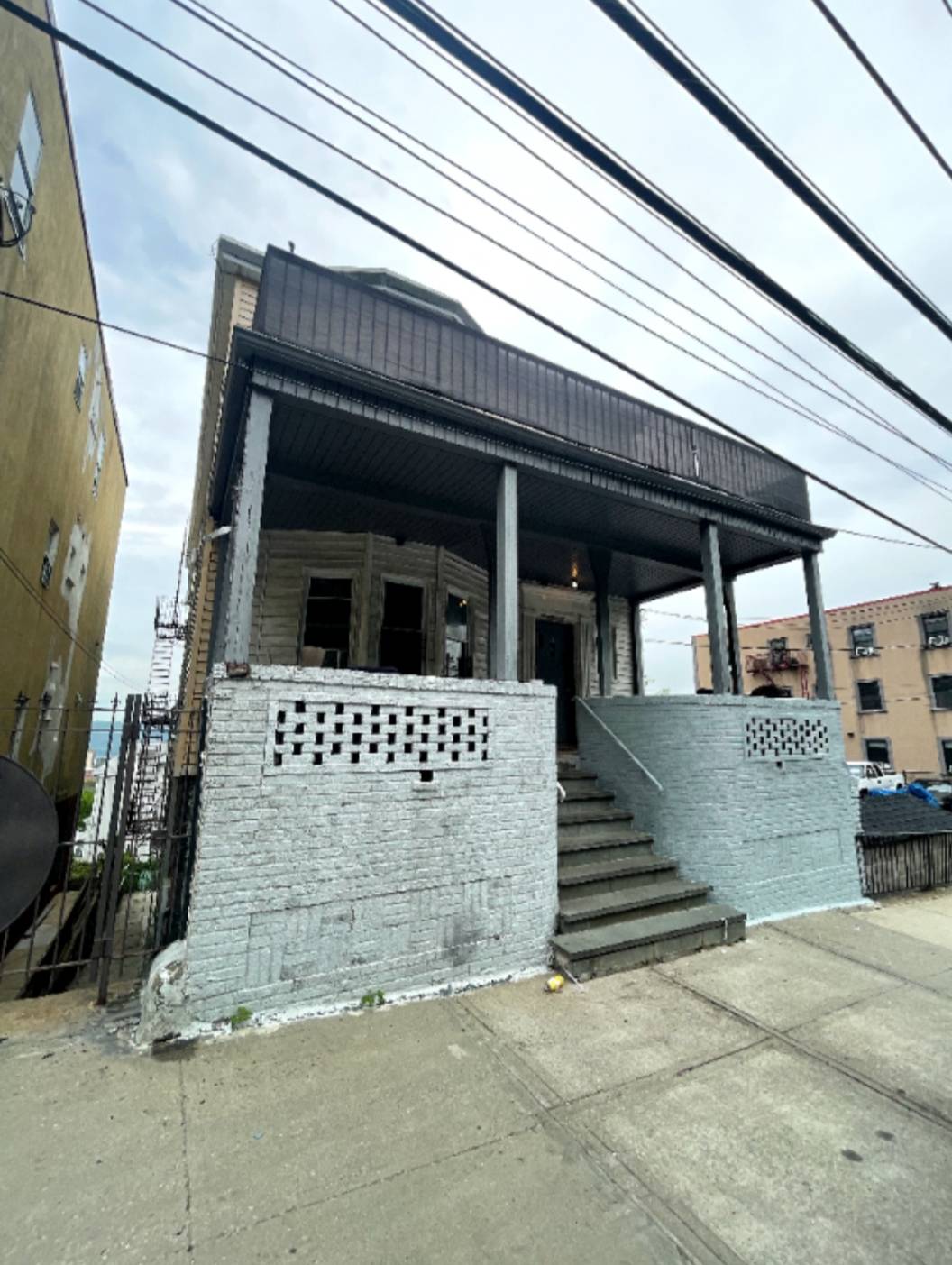 #10 photo, 89 Van Cortlandt Park Ave, Yonkers , NY 10701