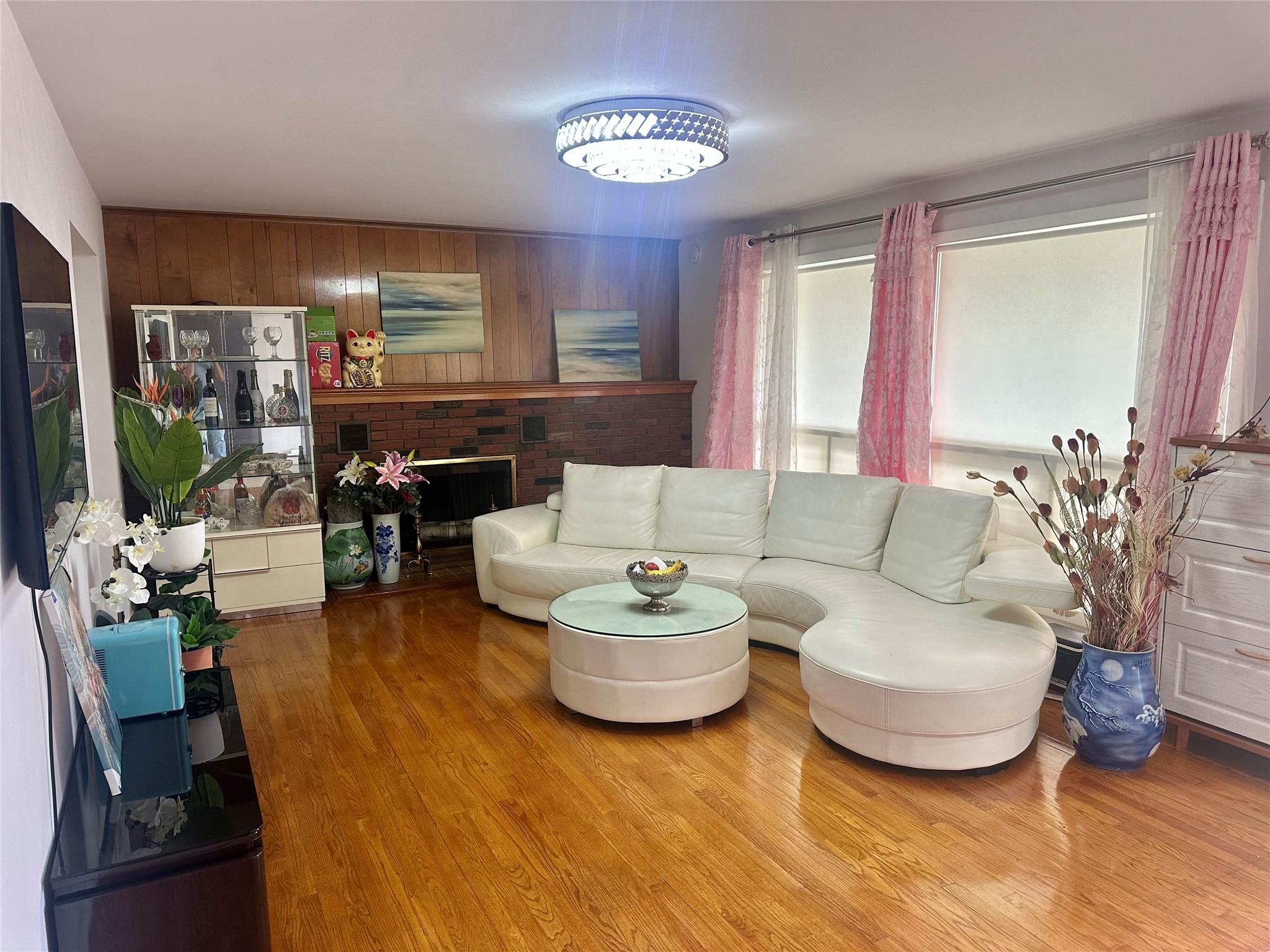 #5 photo, 15 Queen Street, New Windsor , NY 12553