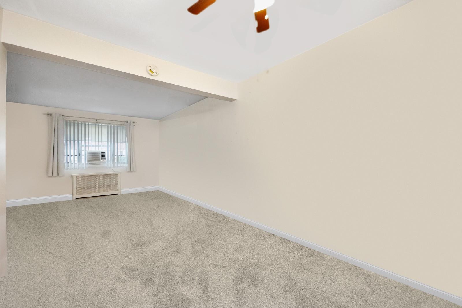 #7 photo, 227-09 Hillside Avenue, クイーンズ区 Bellerose Manor , NY 11427