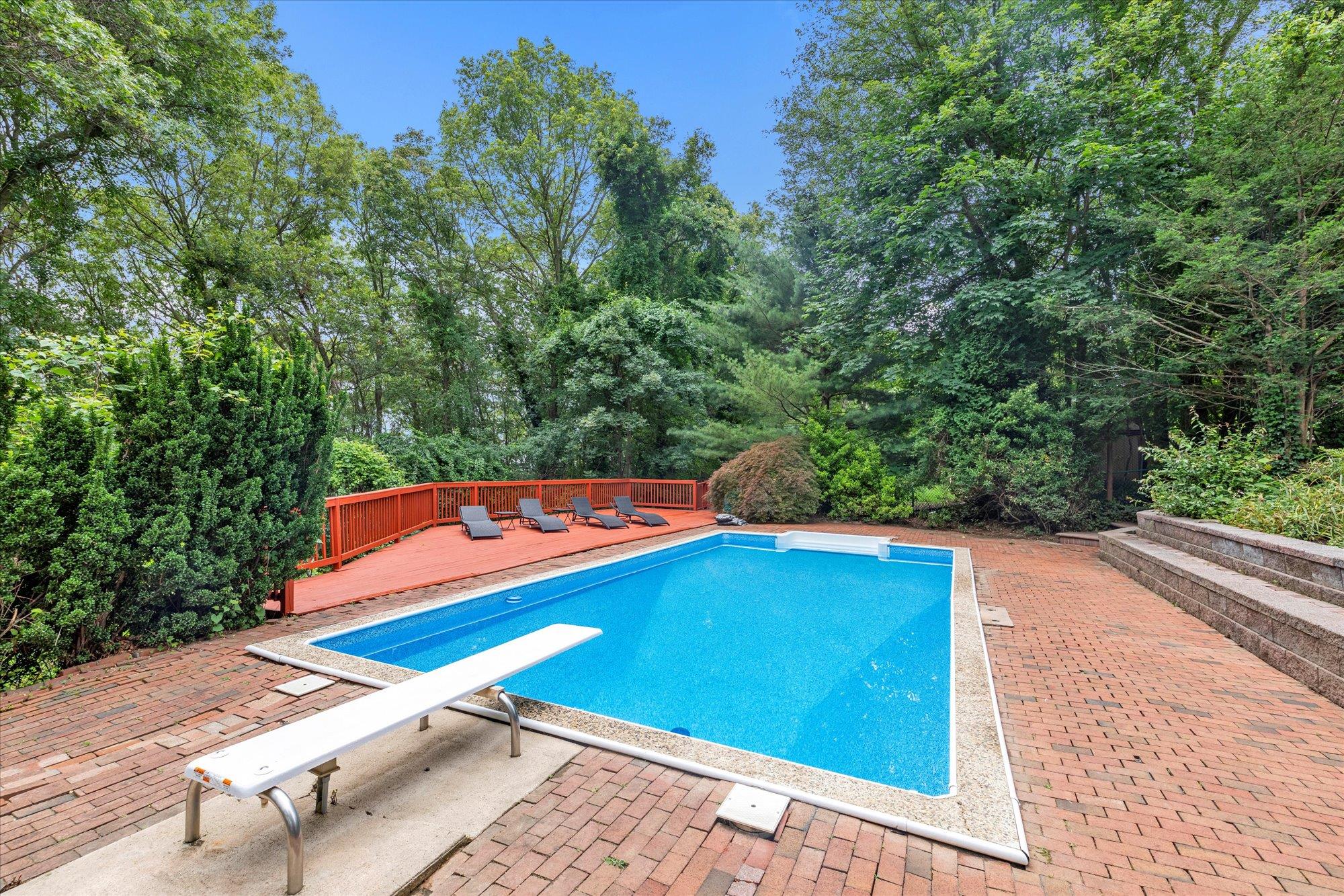 #20 photo, 17 Bramble Lane, Melville , NY 11747