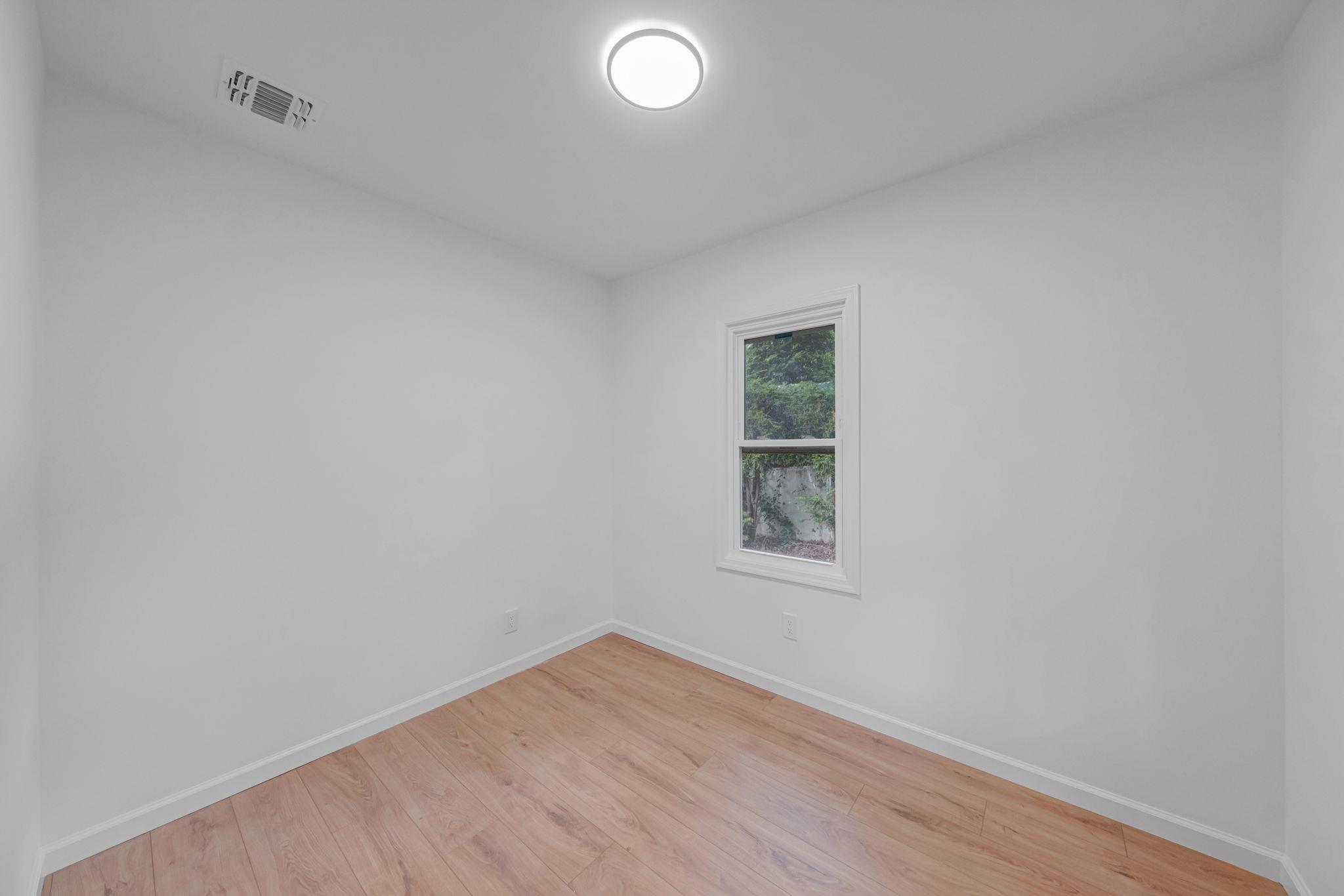 #18 photo, 45 Abbott Drive, Halesite , NY 11743