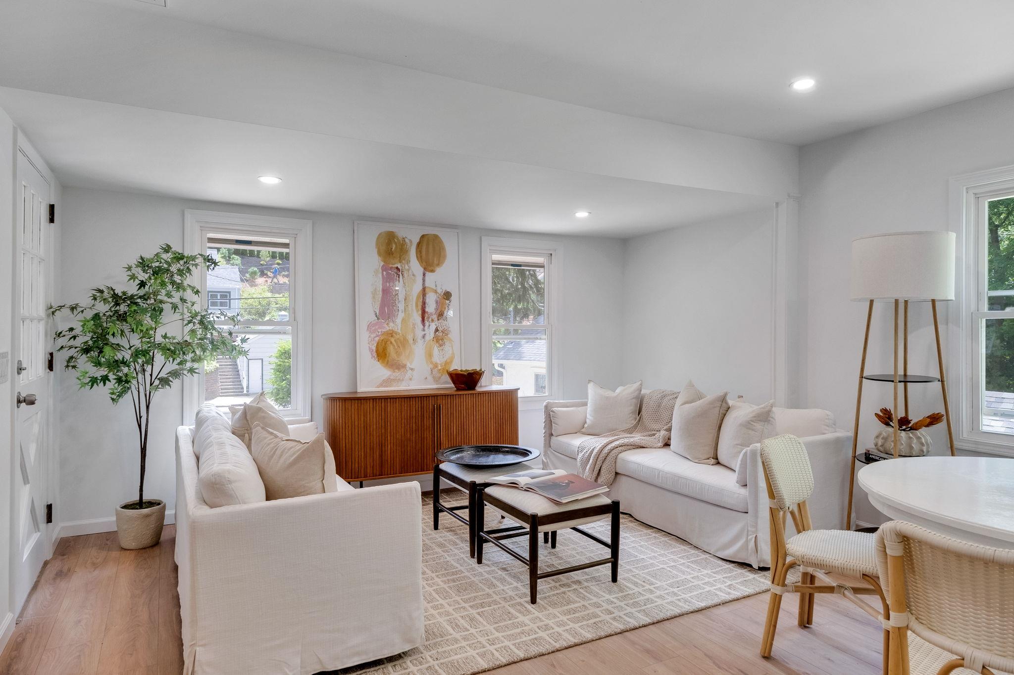 #5 photo, 45 Abbott Drive, Halesite , NY 11743