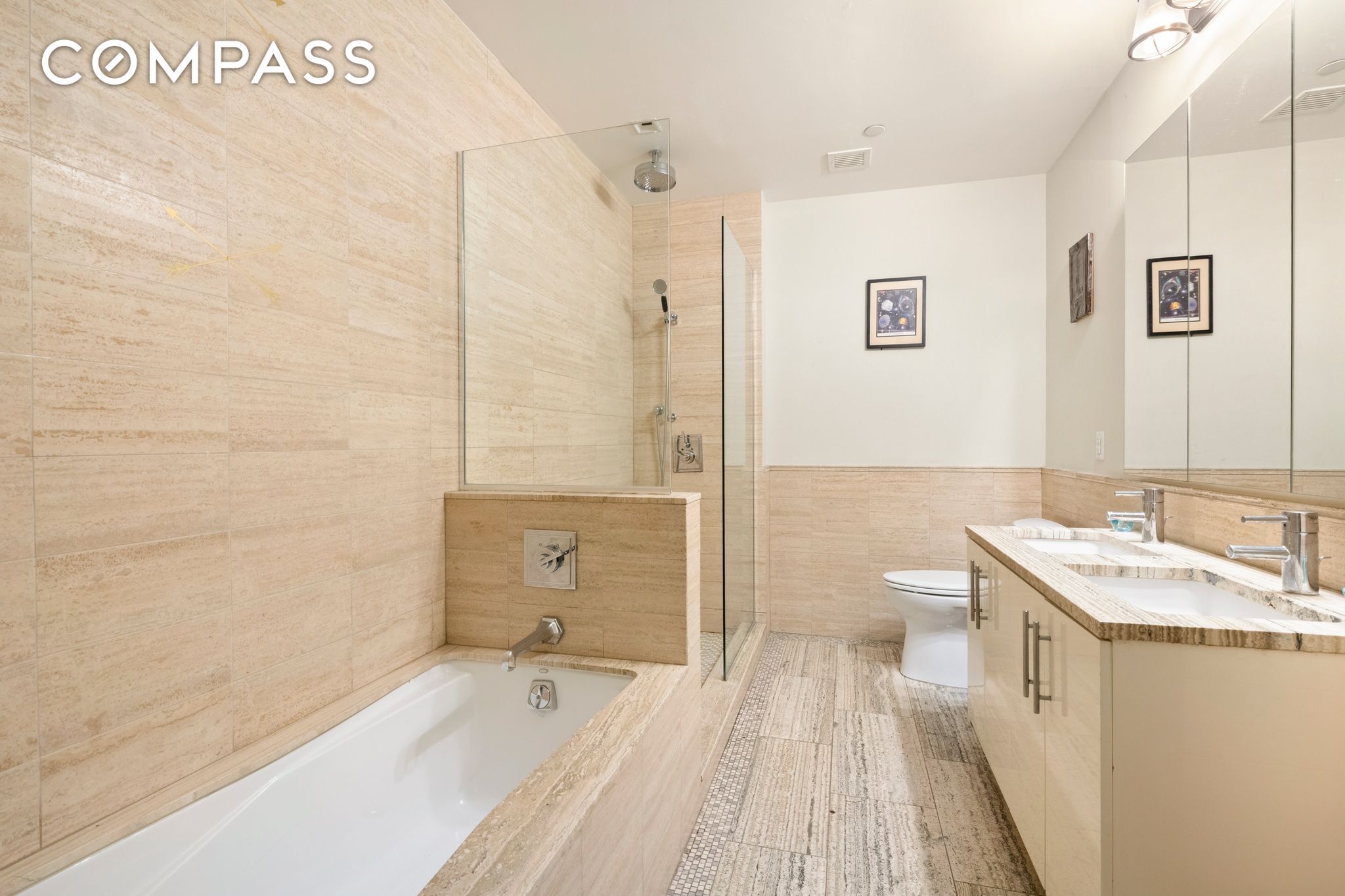 #7 photo, 67 Liberty Street, マンハッタン Financial District , NY 10005