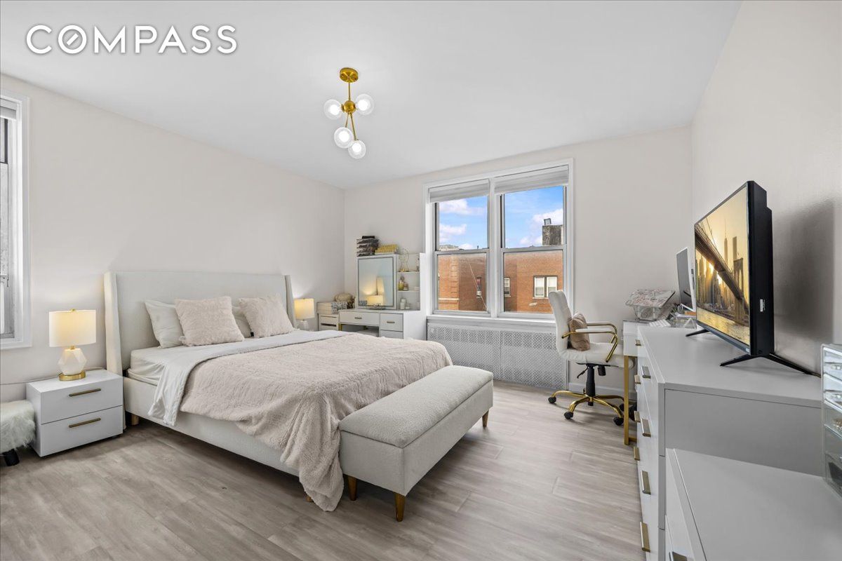 #8 photo, 759 E 10th Street, ブルックリン区 Midwood , NY 11230