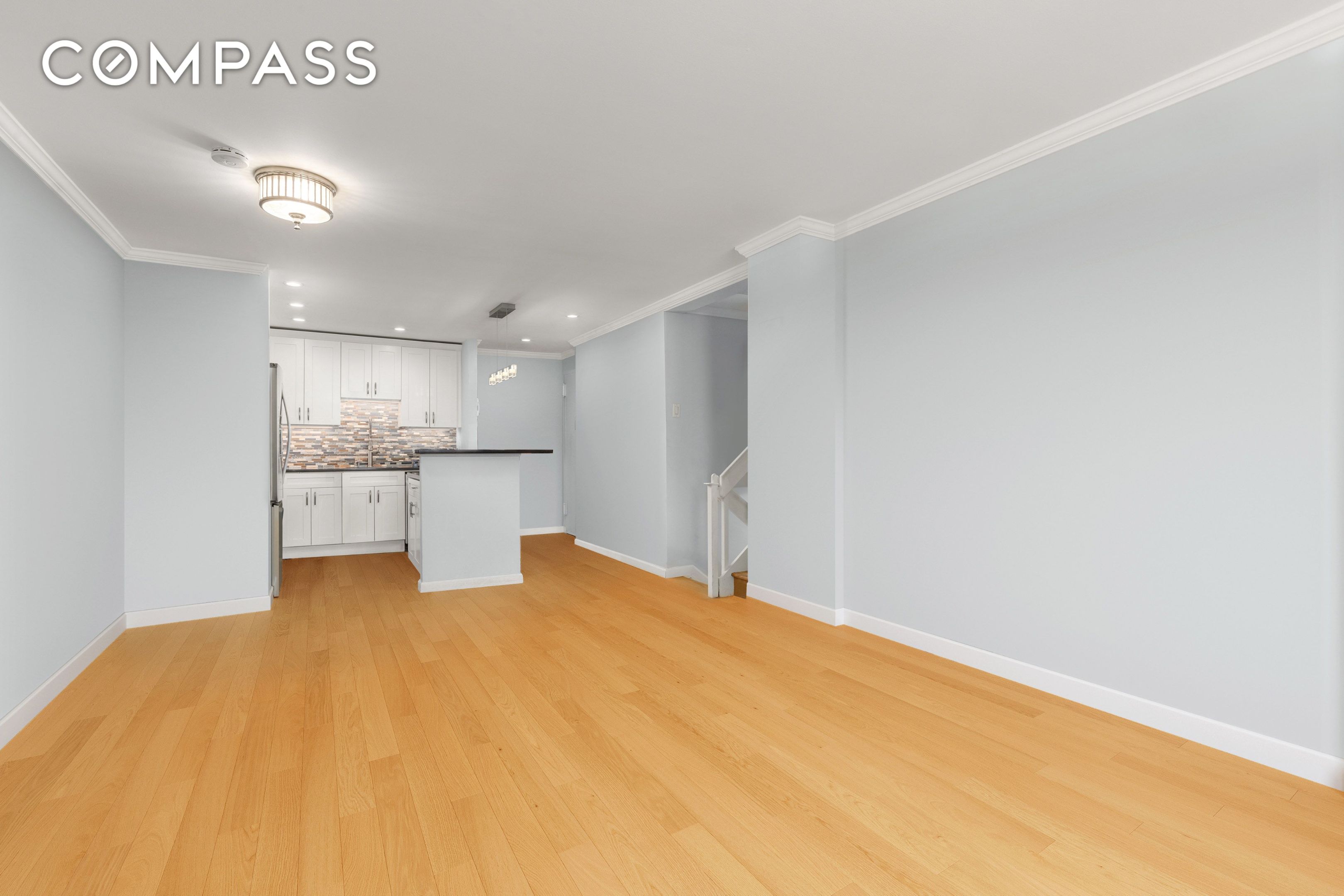 #10 photo, 7 E 35th Street, マンハッタン Midtown South , NY 10016