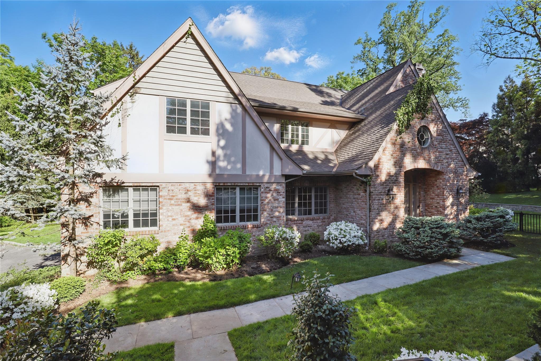 #1 photo, 36 Hadden Road, Scarsdale , NY 10583