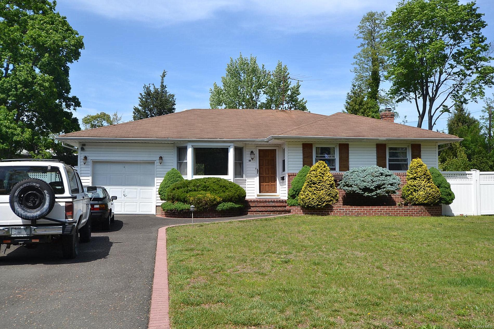 #1 photo, 60 Tanglewood Drive, Smithtown , NY 11787