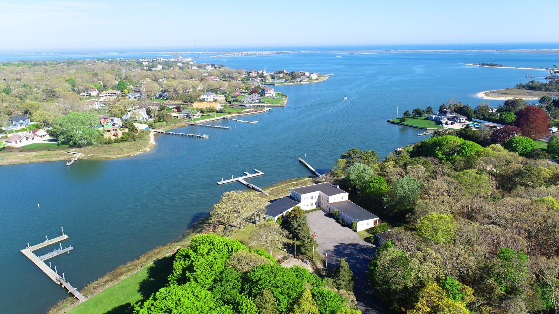 #4 photo, 47 Rampasture Road, Hampton Bays , NY 11946