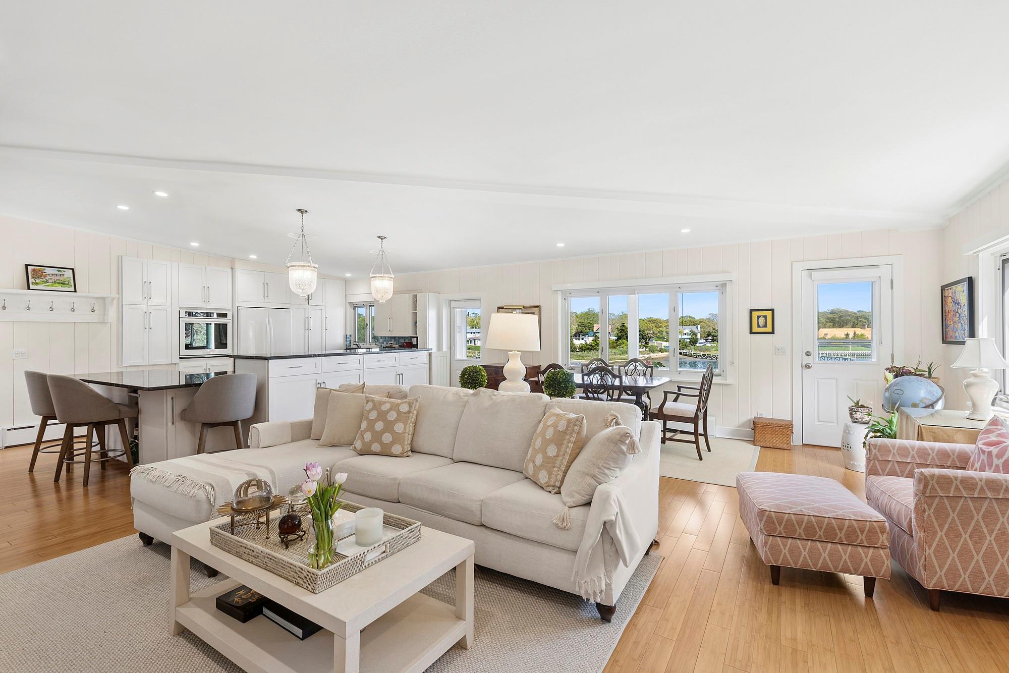 #7 photo, 47 Rampasture Road, Hampton Bays , NY 11946