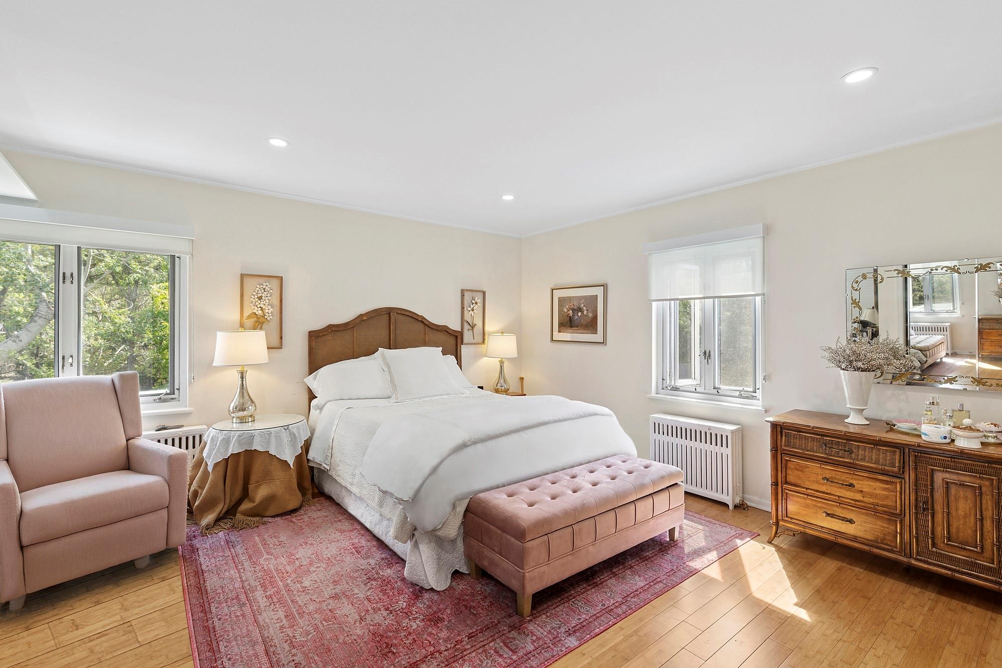 #8 photo, 47 Rampasture Road, Hampton Bays , NY 11946