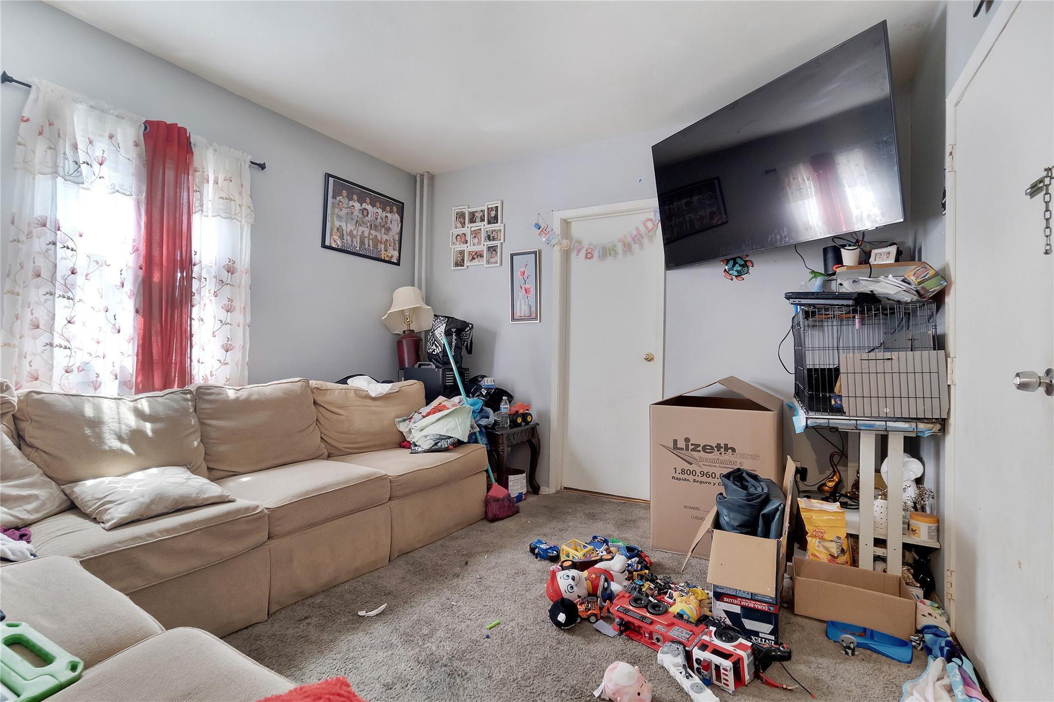 #2 photo, 101 Baldwin Road, ナッソー郡 Hempstead , NY 11550