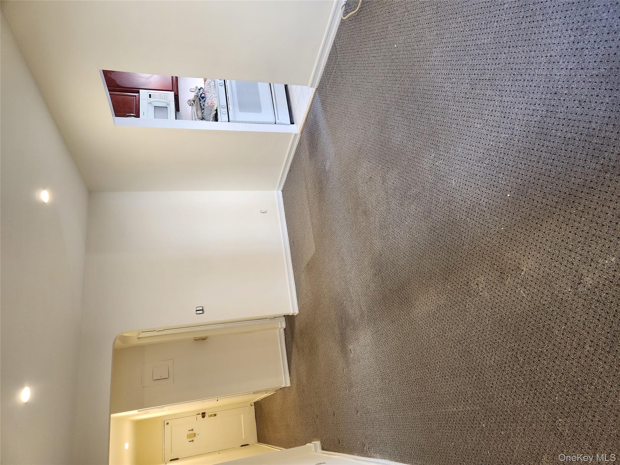 #3 photo, 285 Central Avenue, ナッソー郡 Lawrence , NY 11559