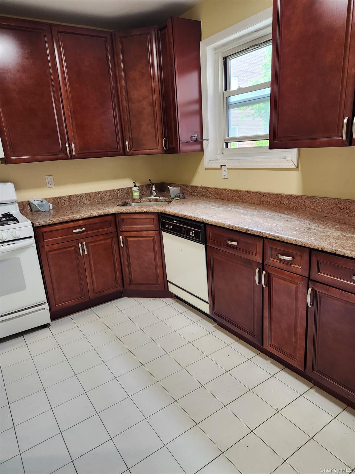 #7 photo, 285 Central Avenue, ナッソー郡 Lawrence , NY 11559