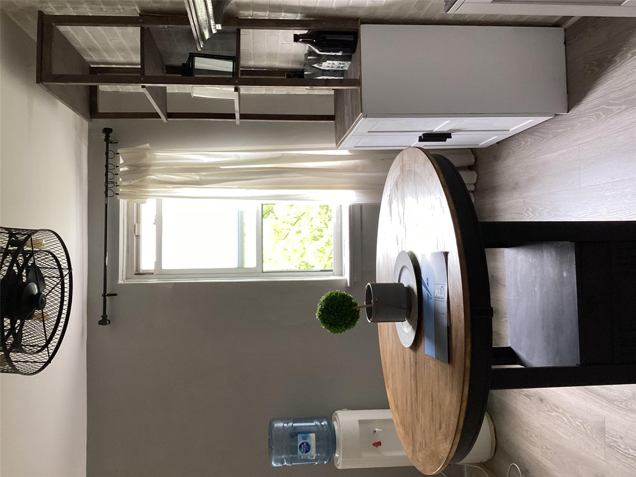 #6 photo, 3176 Decatur Avenue, ブロンクス区 Bronx , NY 10467