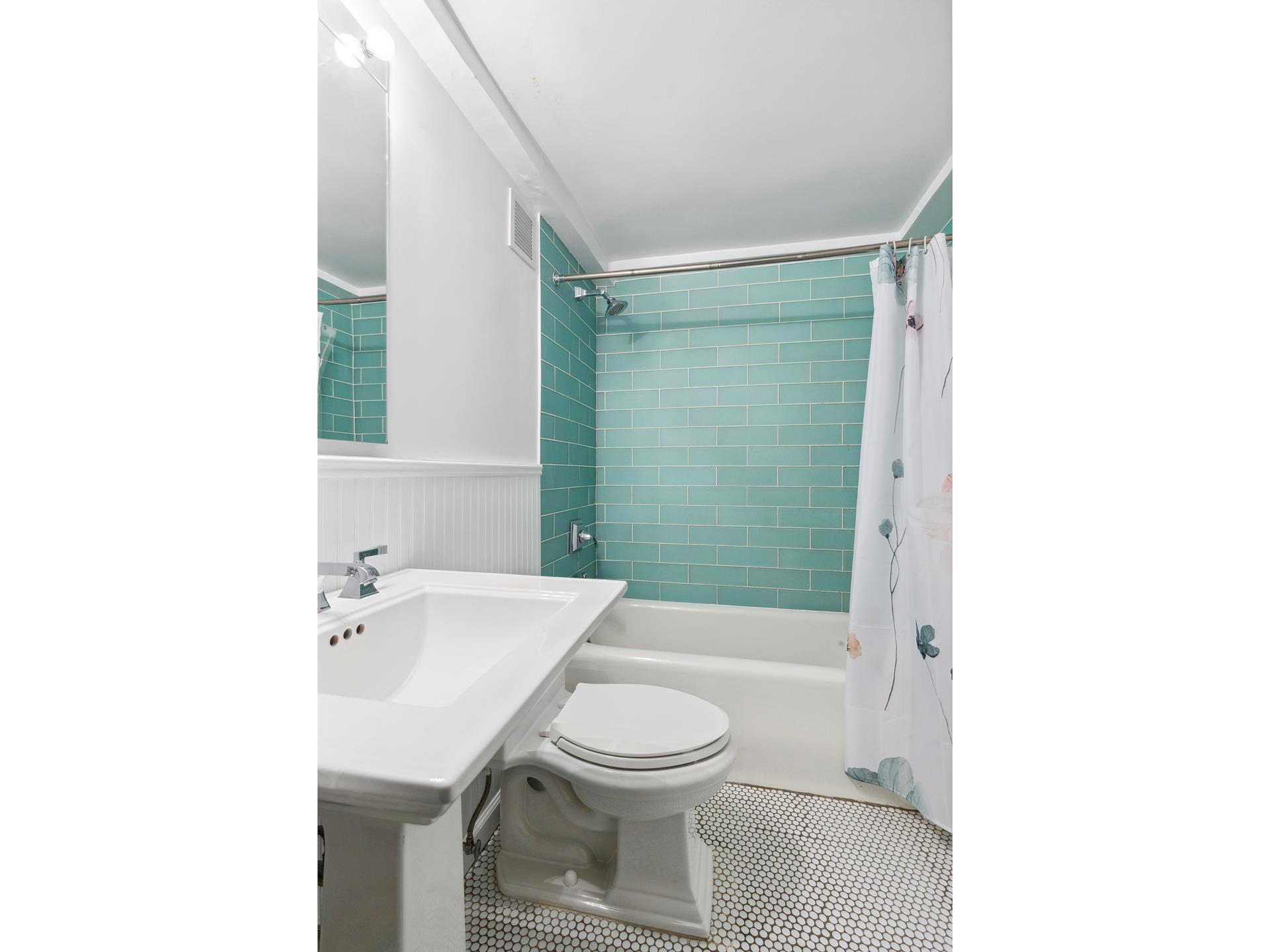 #11 photo, 140 E 28TH Street, マンハッタン Kips Bay , NY 10016