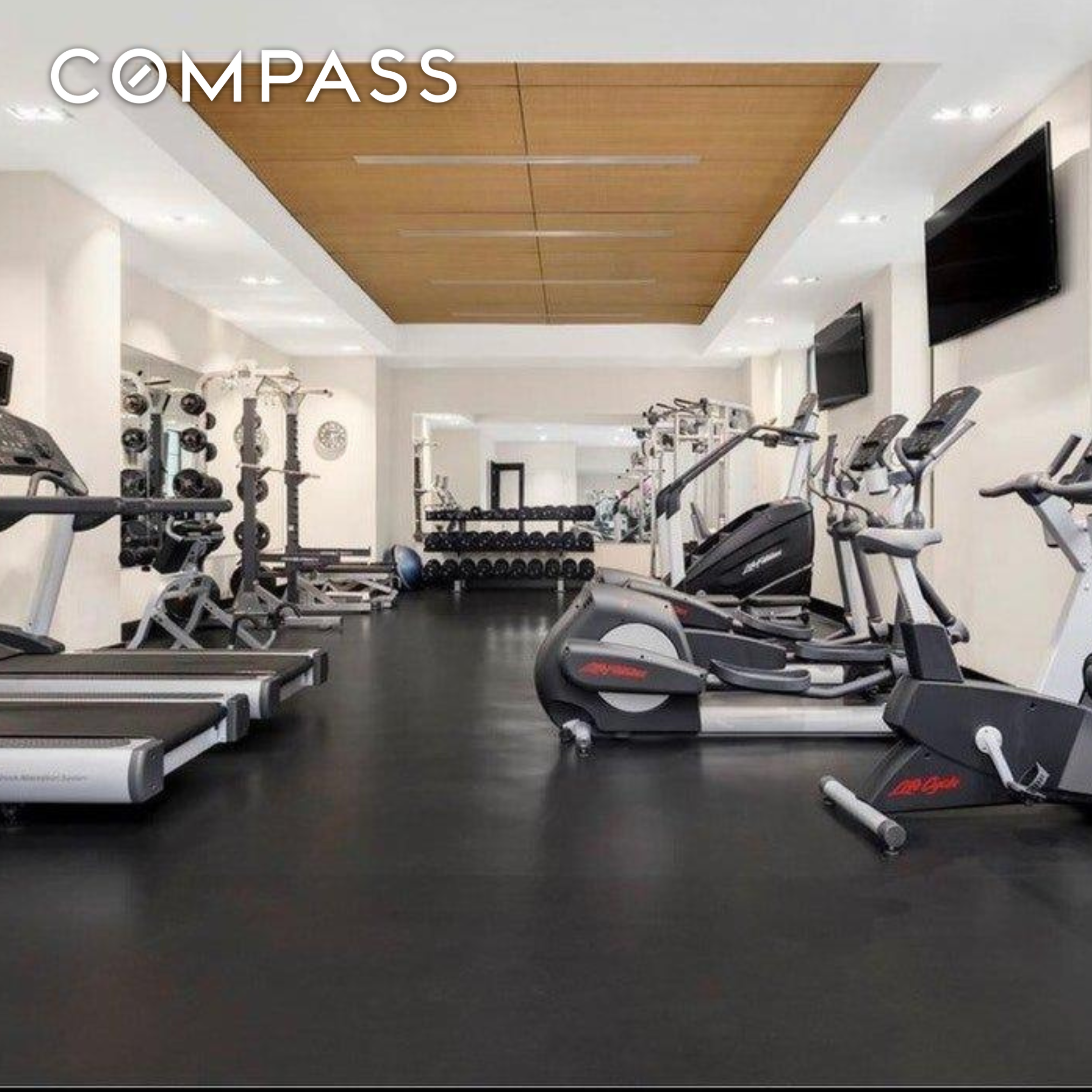 #13 photo, 425 W 50th Street, マンハッタン Hell's Kitchen , NY 10019