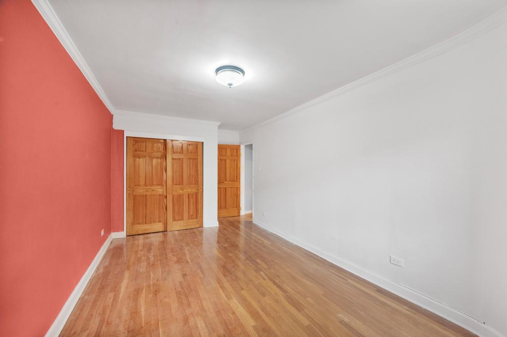 #11 photo, 86-10 151st Avenue, Howard Beach , NY 11414