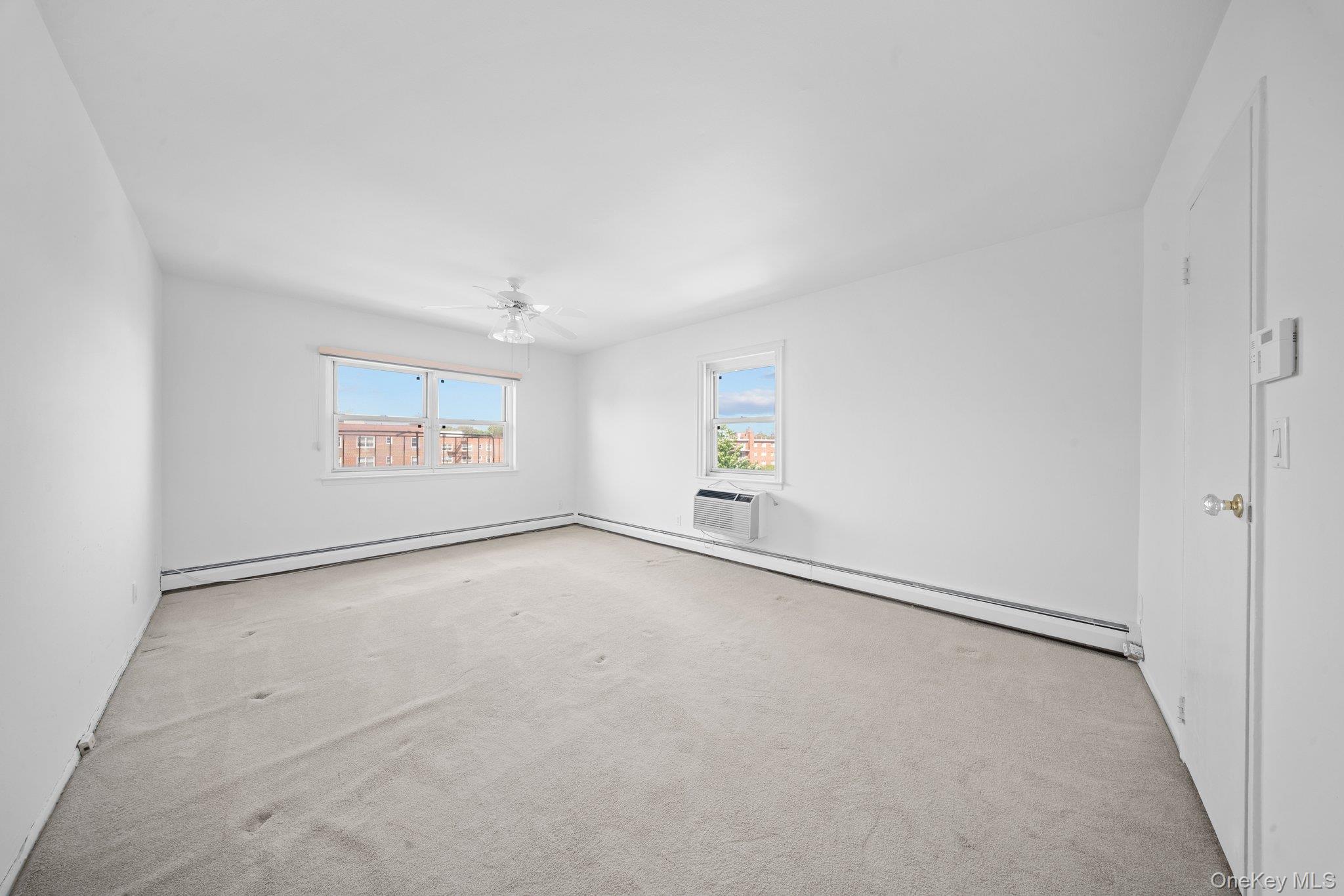 #12 photo, 90 S Park Avenue, Rockville Centre , NY 11570