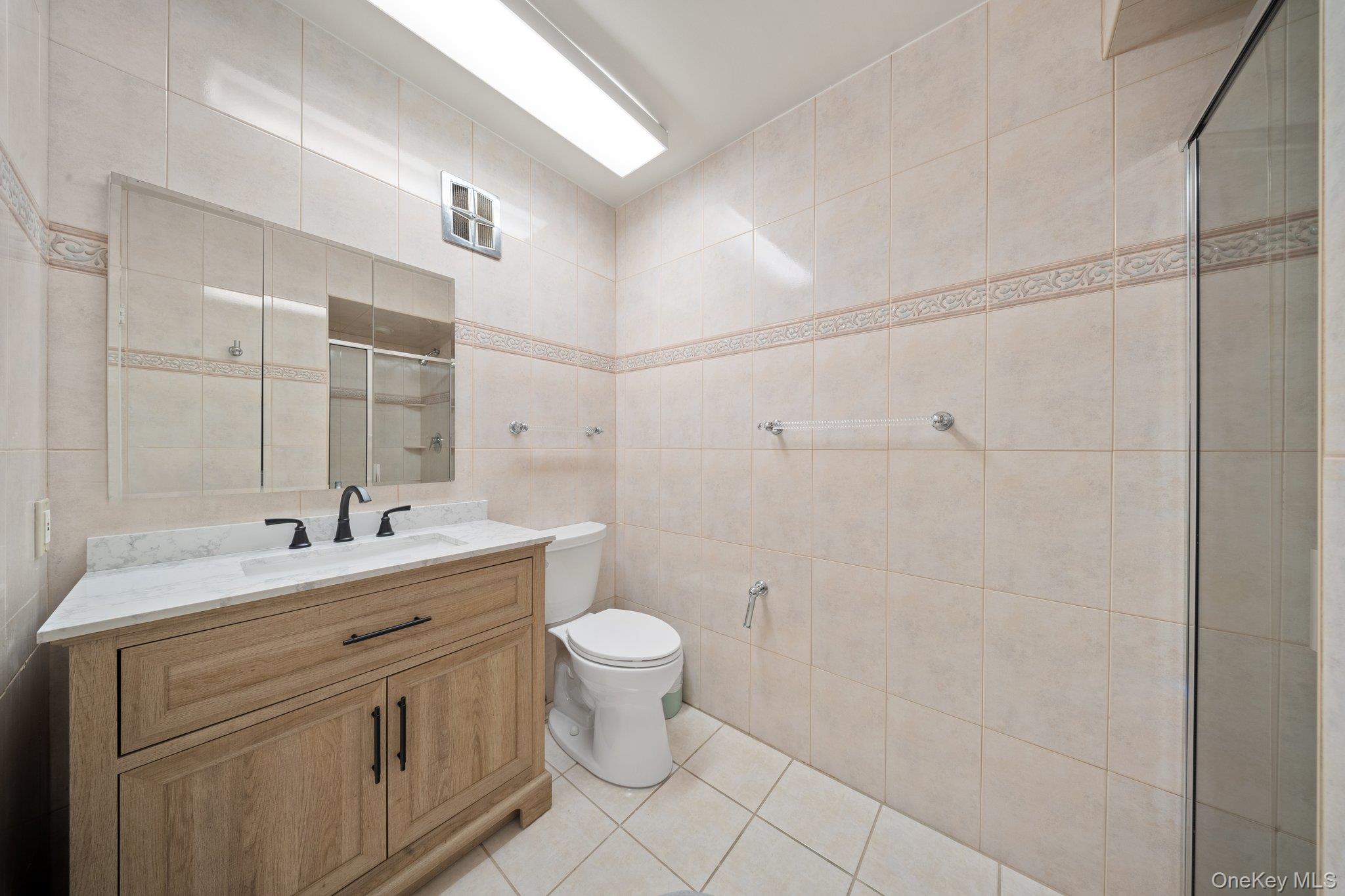 #14 photo, 90 S Park Avenue, Rockville Centre , NY 11570