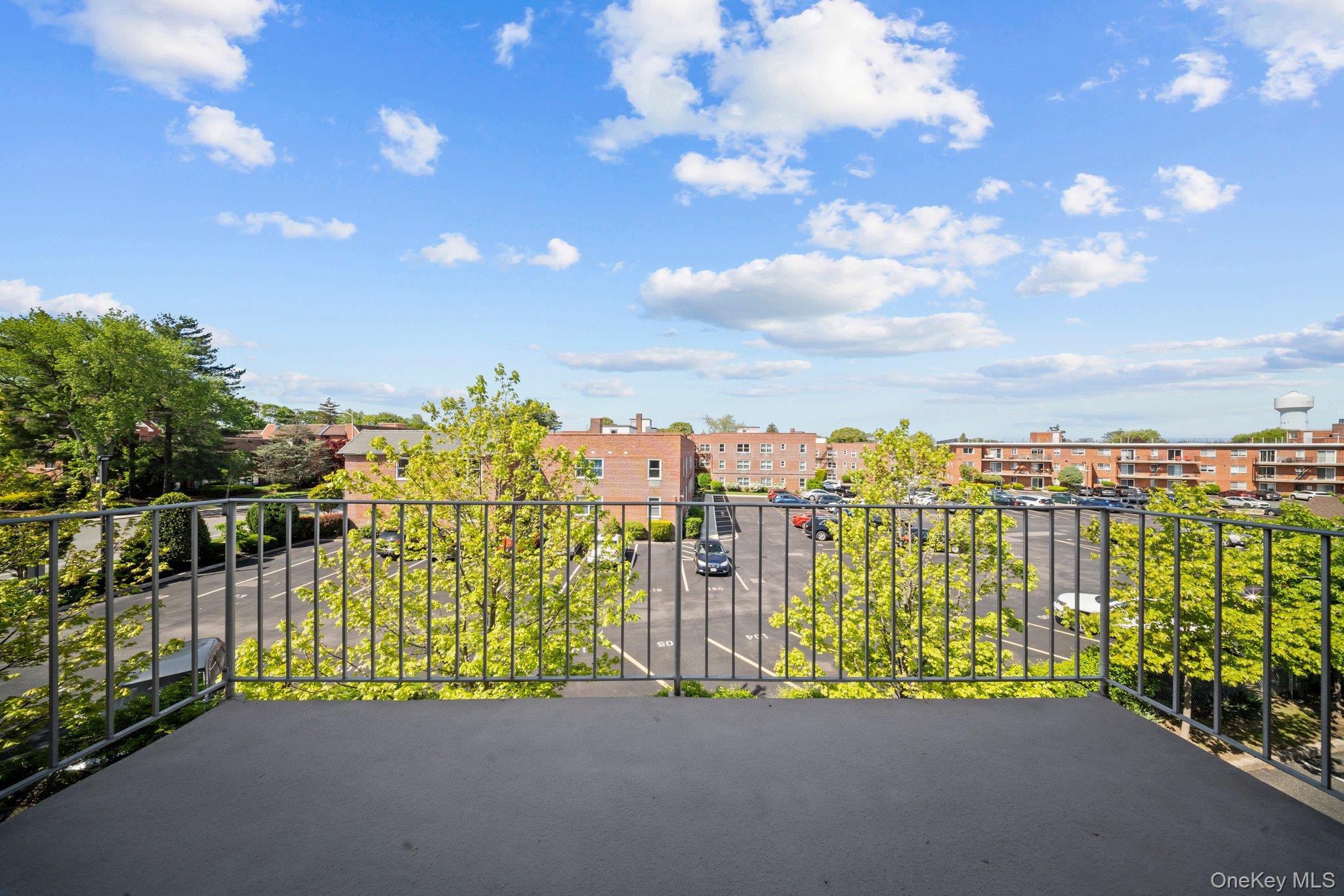 #19 photo, 90 S Park Avenue, Rockville Centre , NY 11570