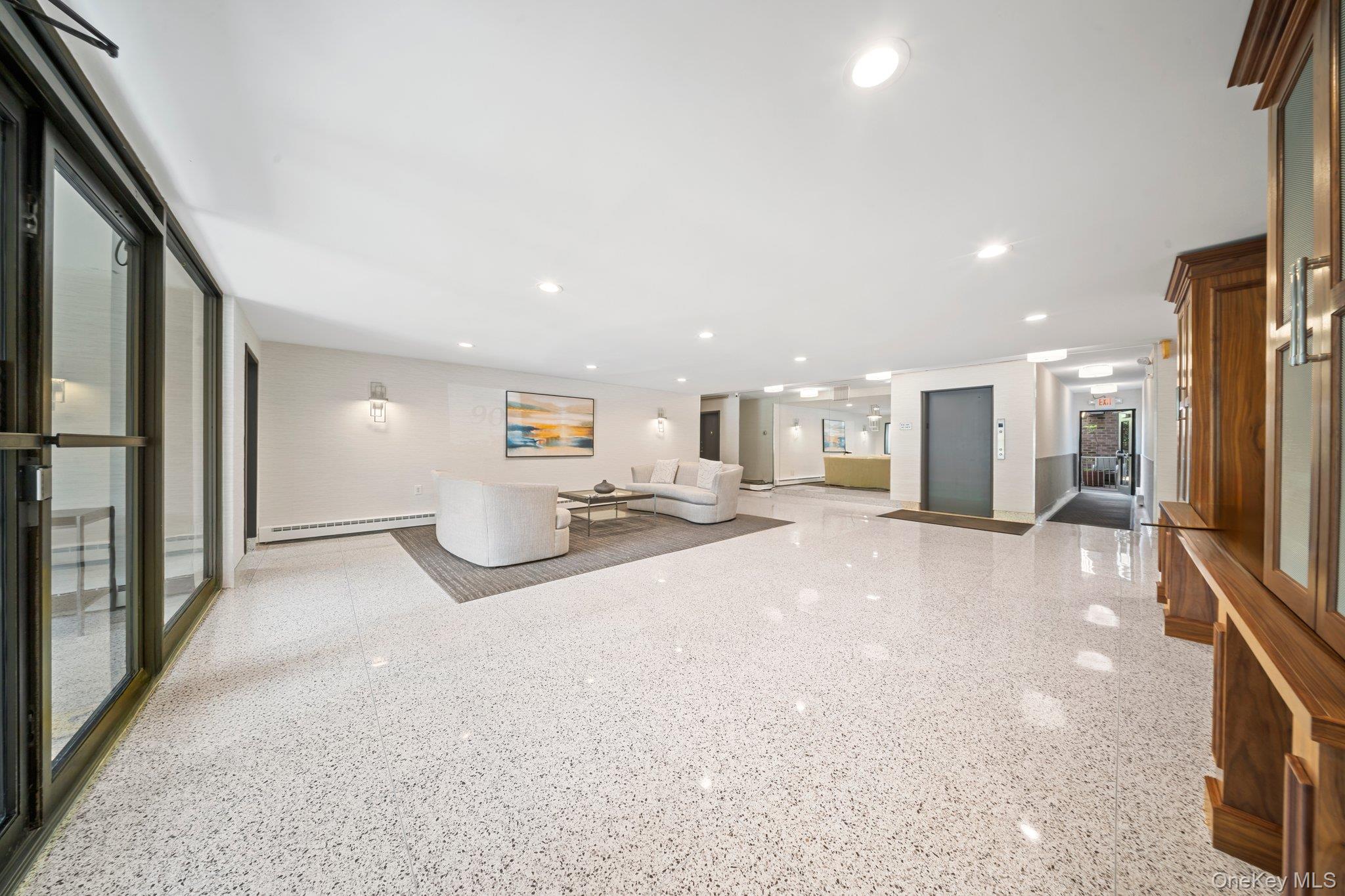 #3 photo, 90 S Park Avenue, Rockville Centre , NY 11570