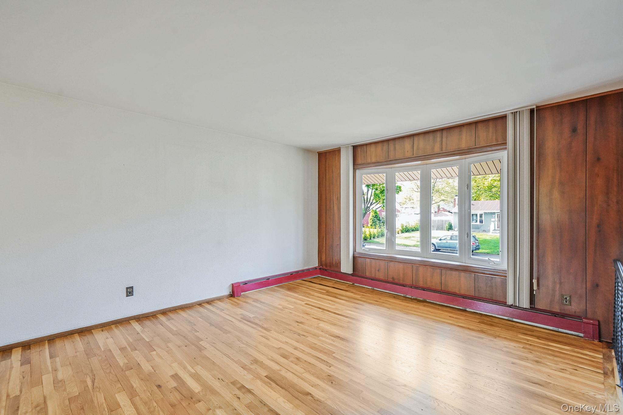 #12 photo, 136 Tabor Street, Brentwood , NY 11717