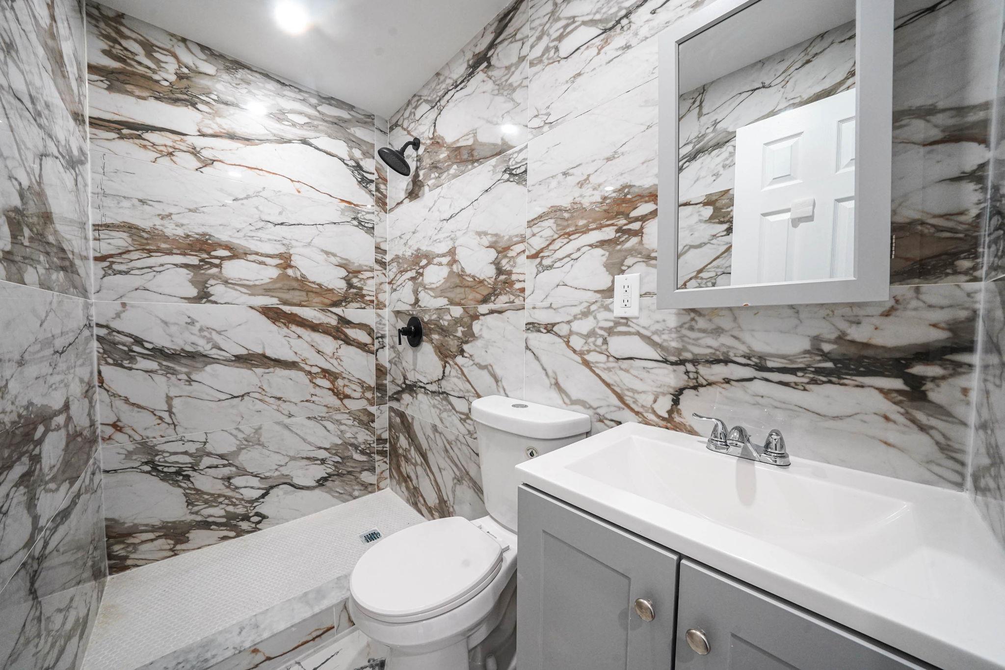 #16 photo, 9217 92nd Street, クイーンズ区 Woodhaven , NY 11421