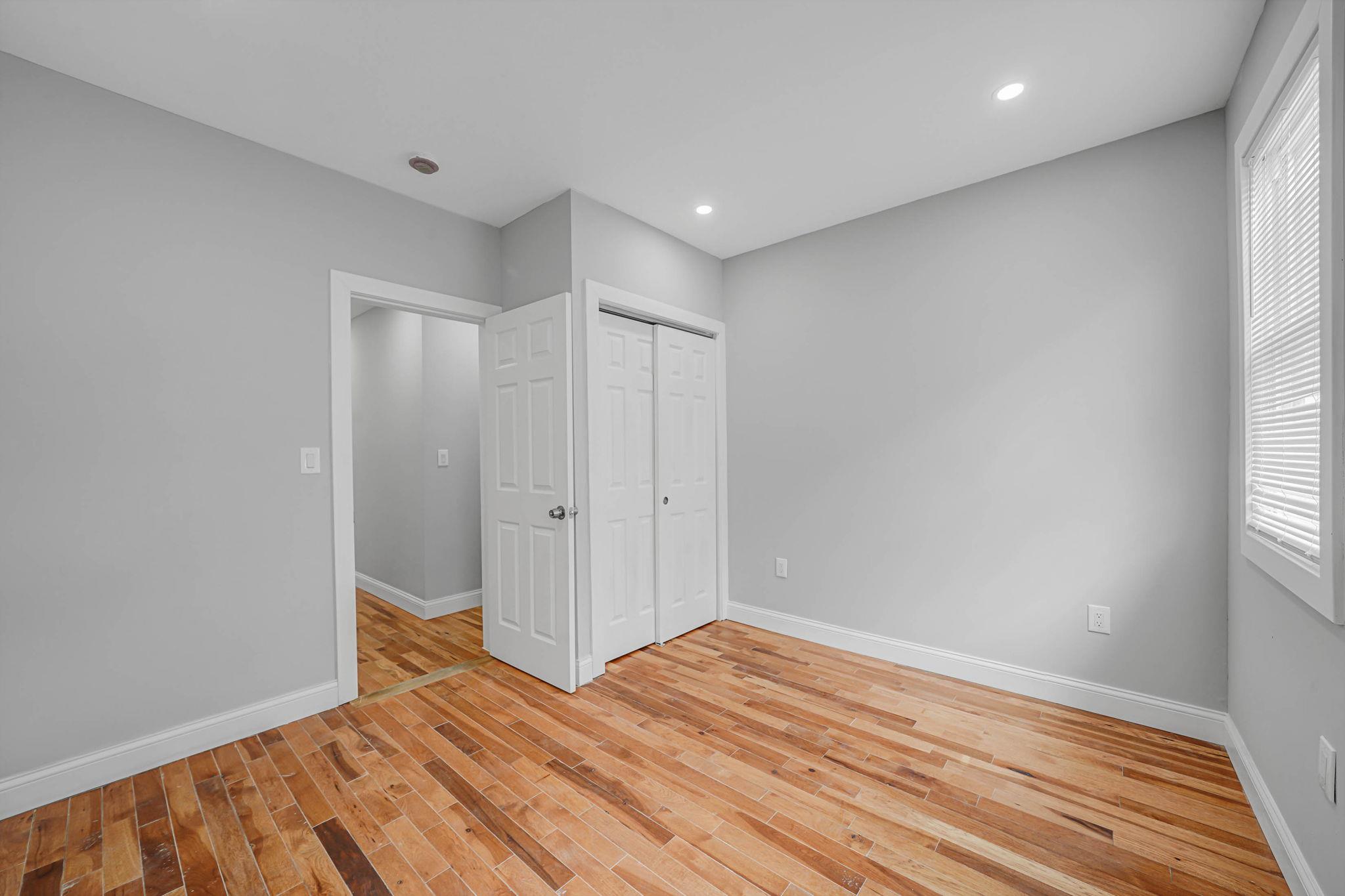 #17 photo, 9217 92nd Street, クイーンズ区 Woodhaven , NY 11421