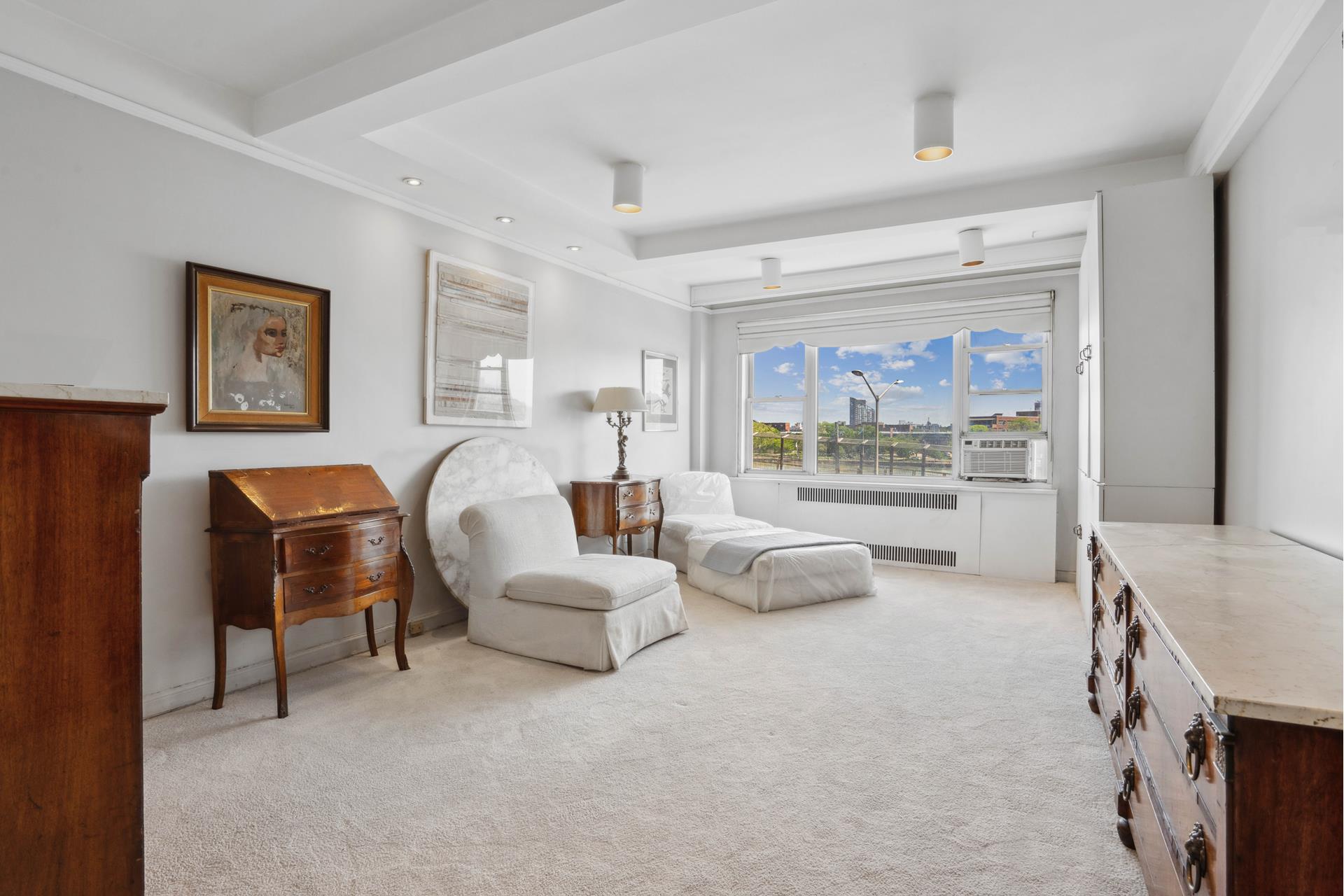 #9 photo, 33 E END Avenue, マンハッタン Yorkville , NY 10028