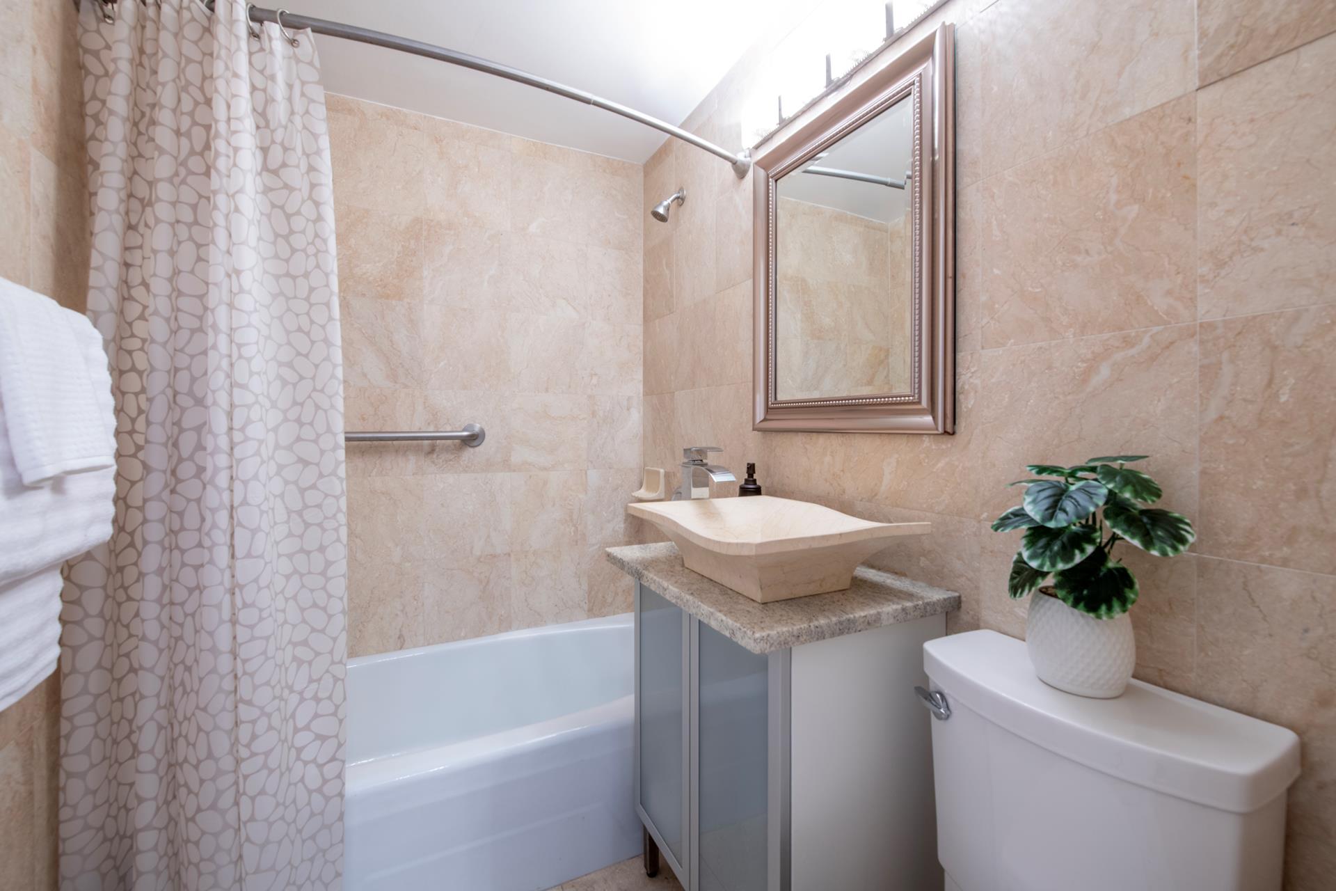 #6 photo, 160 E 65TH Street, Lenox Hill , NY 10065