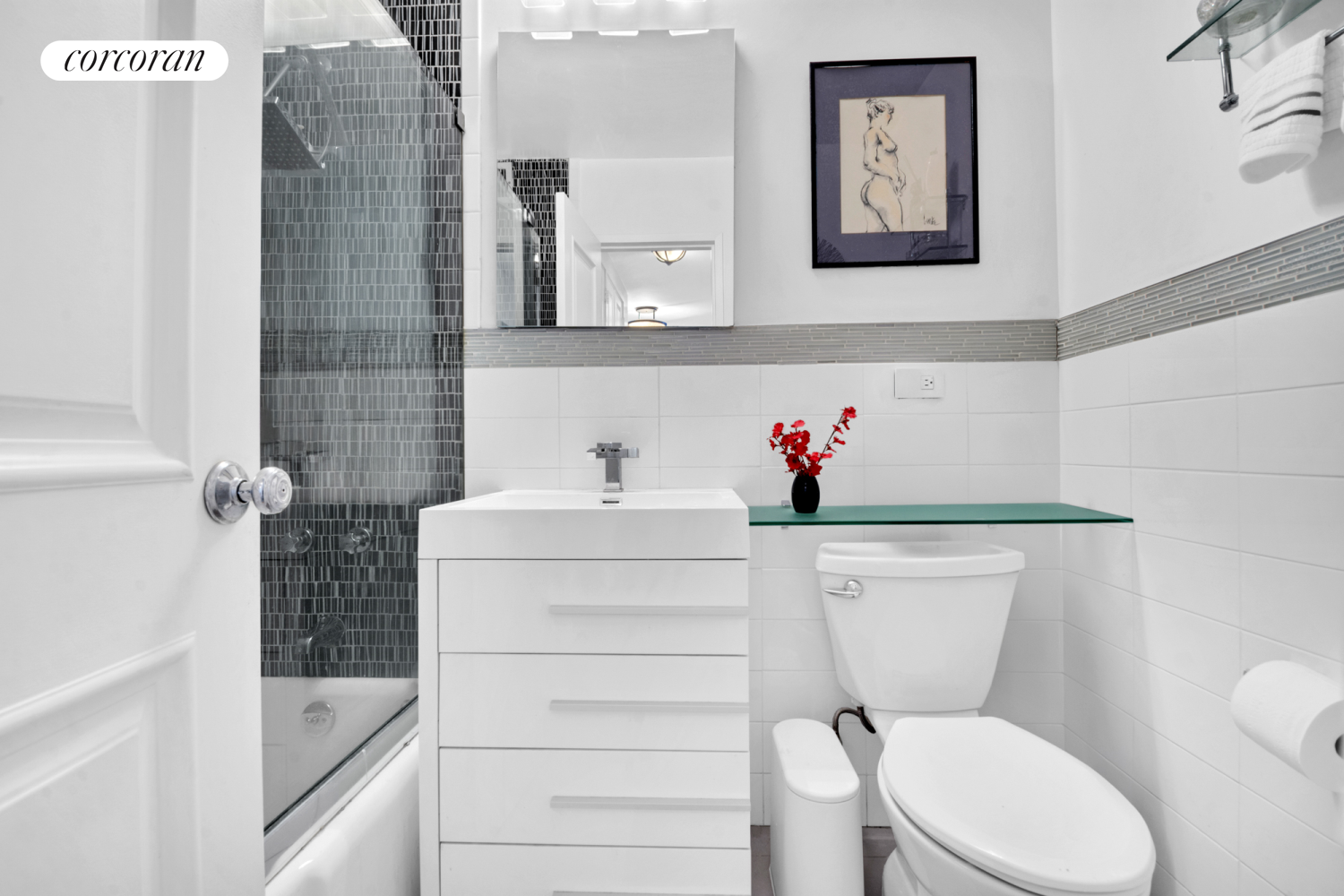 #6 photo, 205 3RD Avenue, Gramercy Park , NY 10003