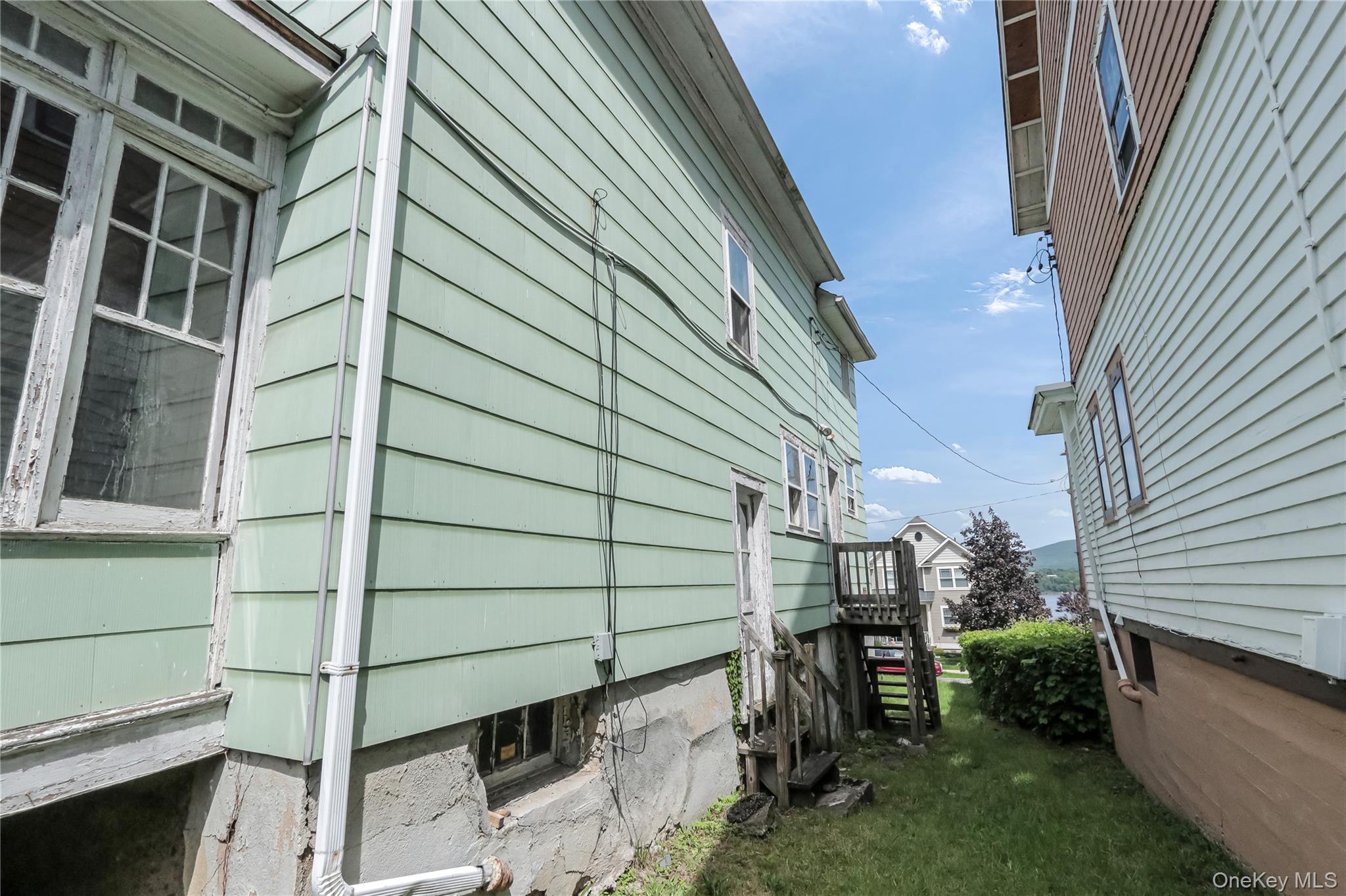 #3 photo, 6 Forsythe Place, Newburgh , NY 12550