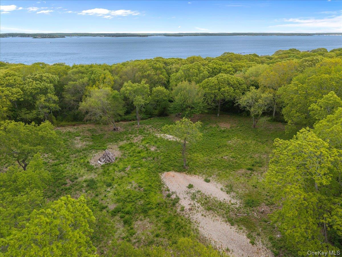 #17 photo, 00 East End Road, サフォーク郡 Fishers Island , NY 06390