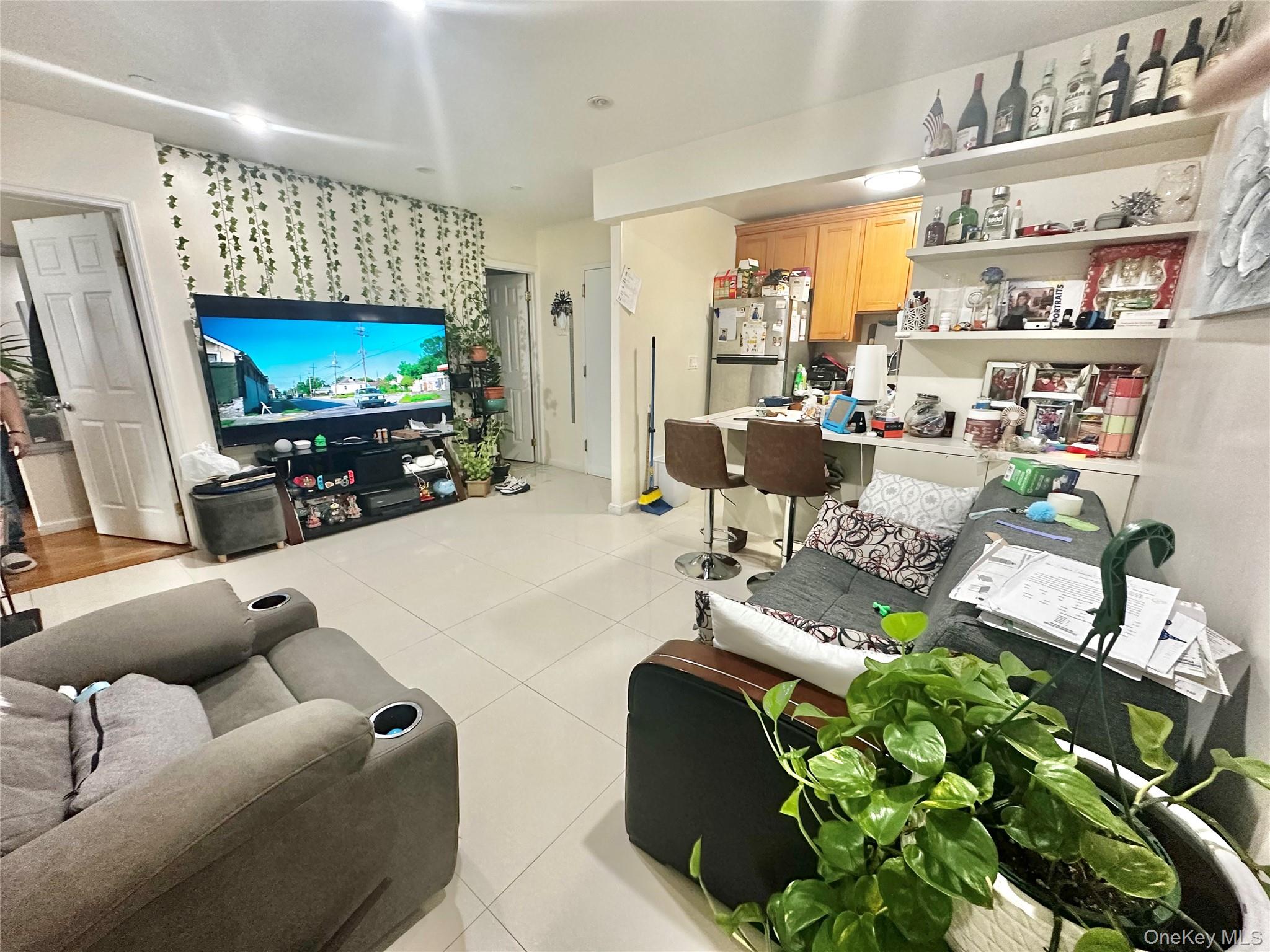 #3 photo, 104-48 37th Drive, クイーンズ区 Corona , NY 11368