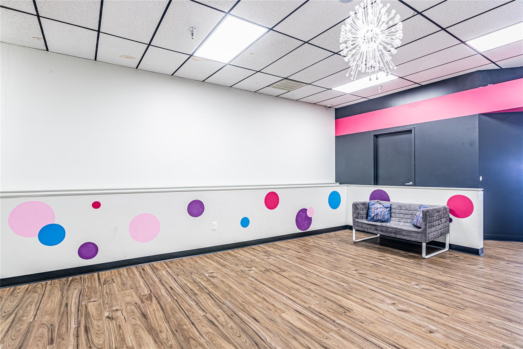 #16 photo, 188 Main Street, New Paltz , NY 12561