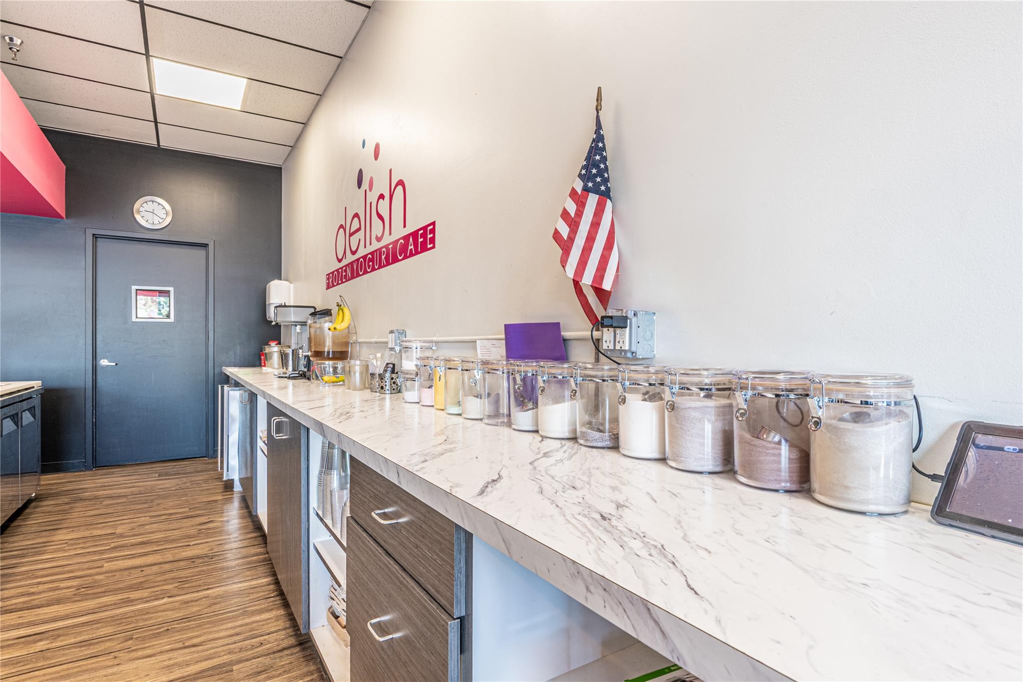 #7 photo, 188 Main Street, New Paltz , NY 12561