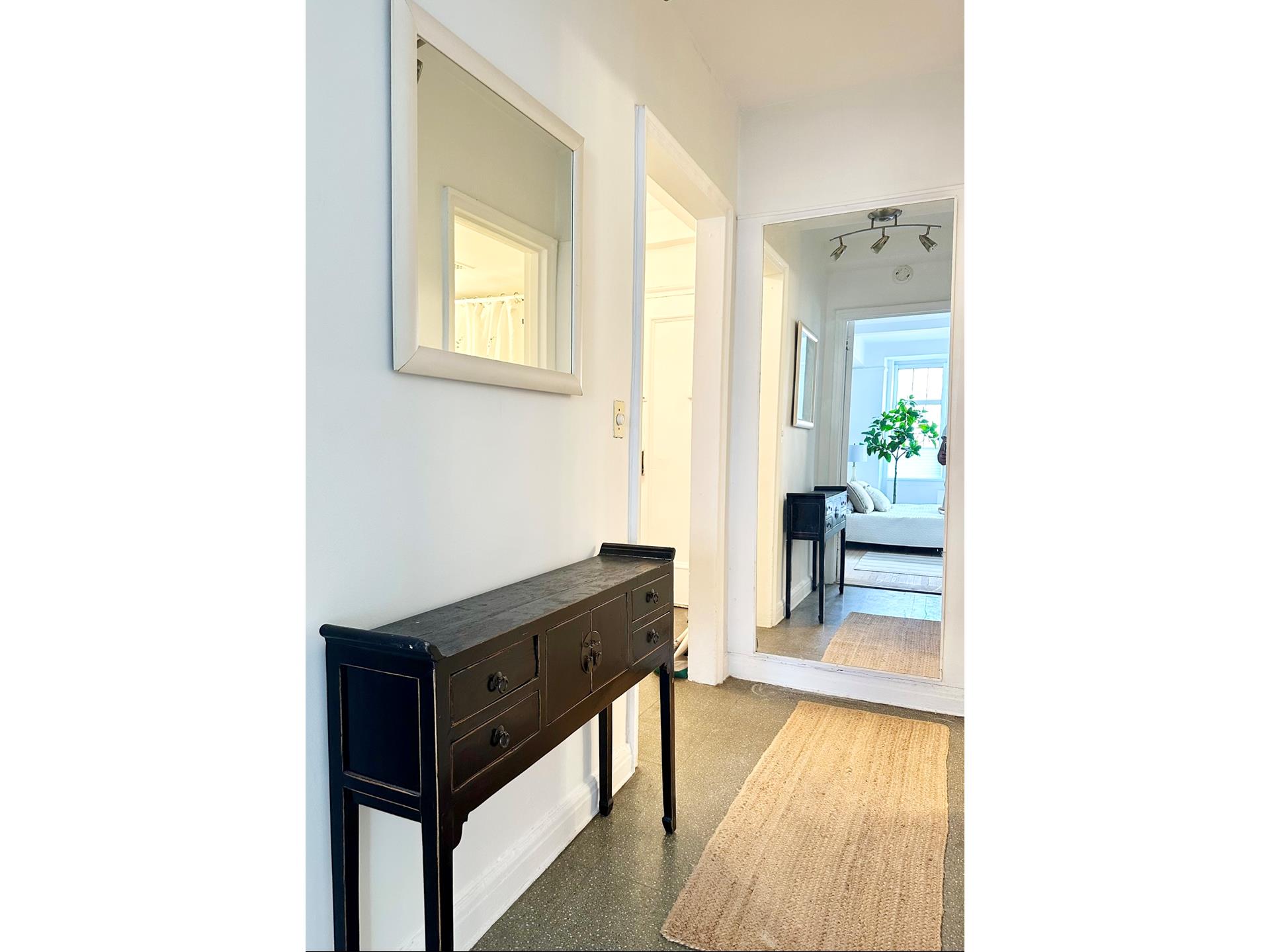 #5 photo, 410 W 24TH Street, マンハッタン Chelsea , NY 10011