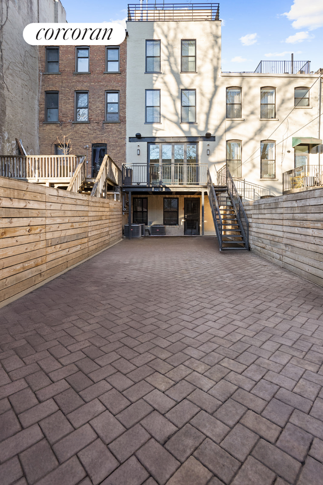 #13 photo, 560 HANCOCK Street, Stuyvesant Heights , NY 11233