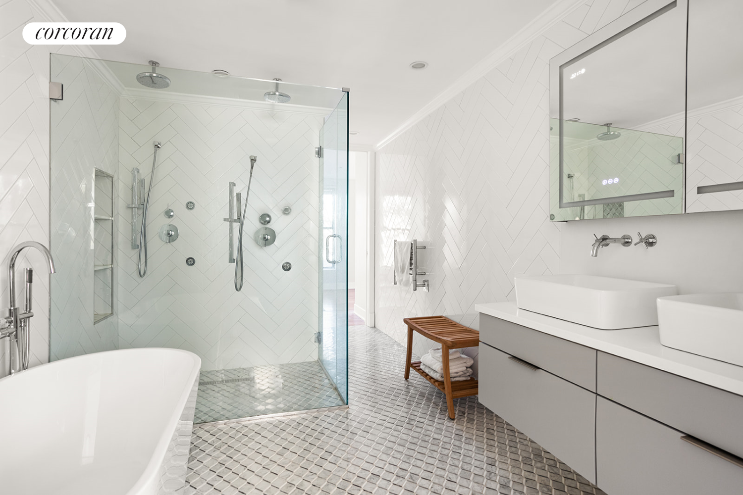 #5 photo, 560 HANCOCK Street, Stuyvesant Heights , NY 11233