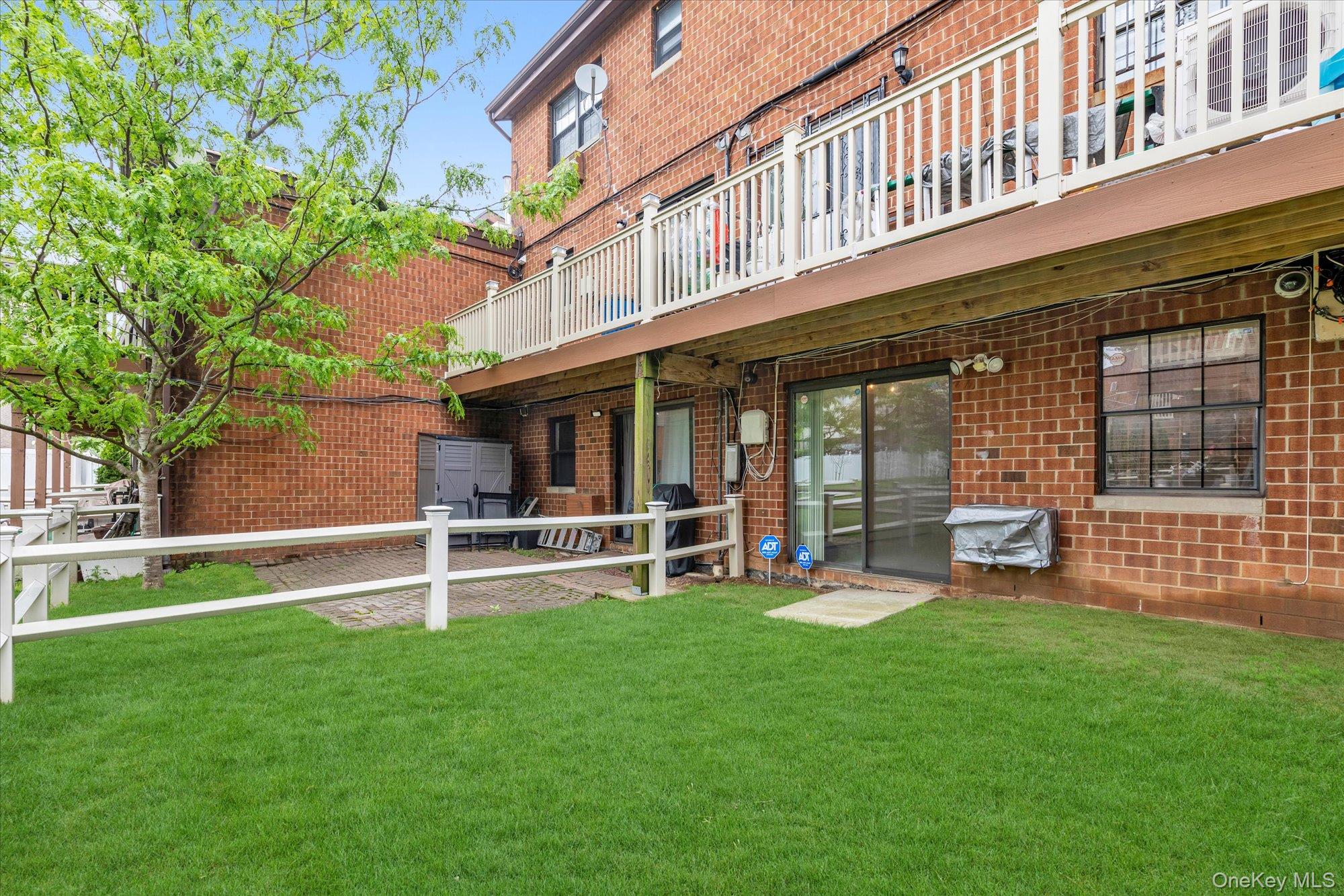 #12 photo, 2-20 Capstan Court, クイーンズ区 College Point , NY 11356