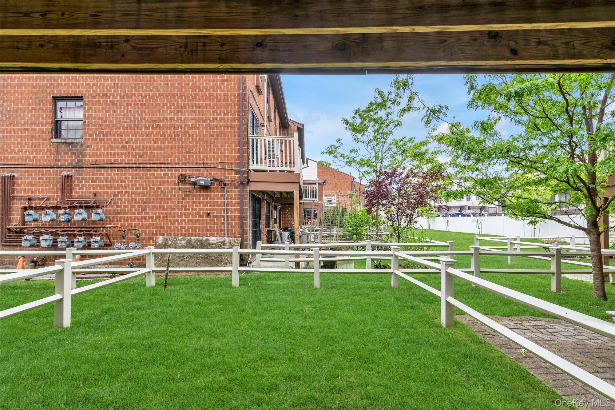 #13 photo, 2-20 Capstan Court, クイーンズ区 College Point , NY 11356