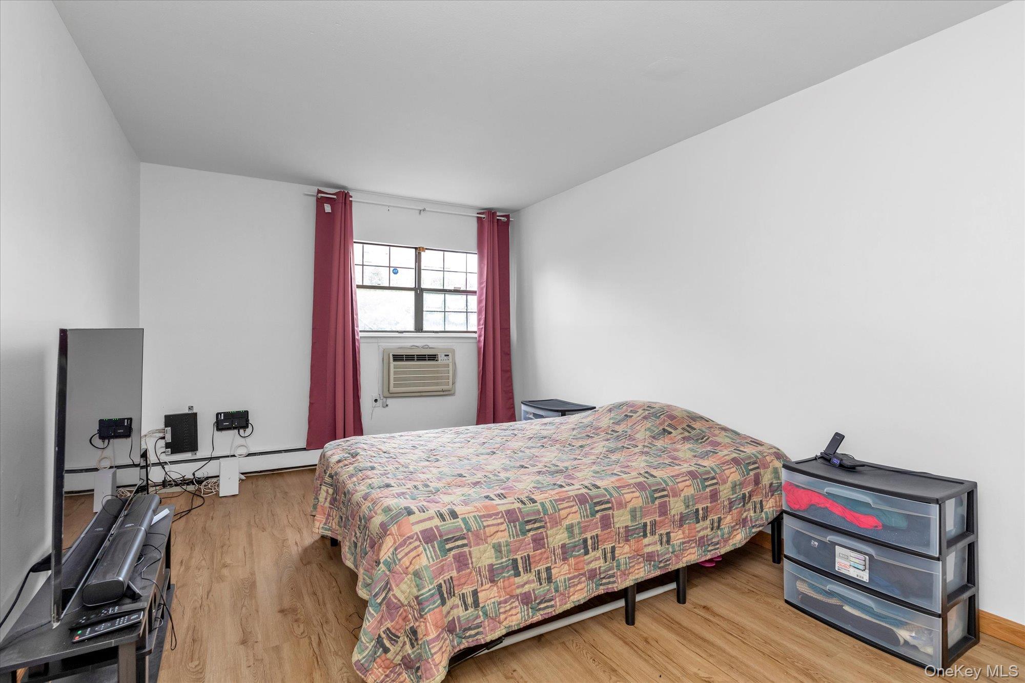 #9 photo, 2-20 Capstan Court, クイーンズ区 College Point , NY 11356