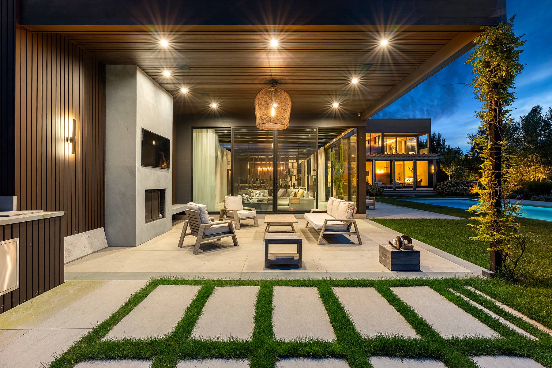 #16 photo, 989 Deerfield Road, サフォーク郡 Watermill , NY 11976