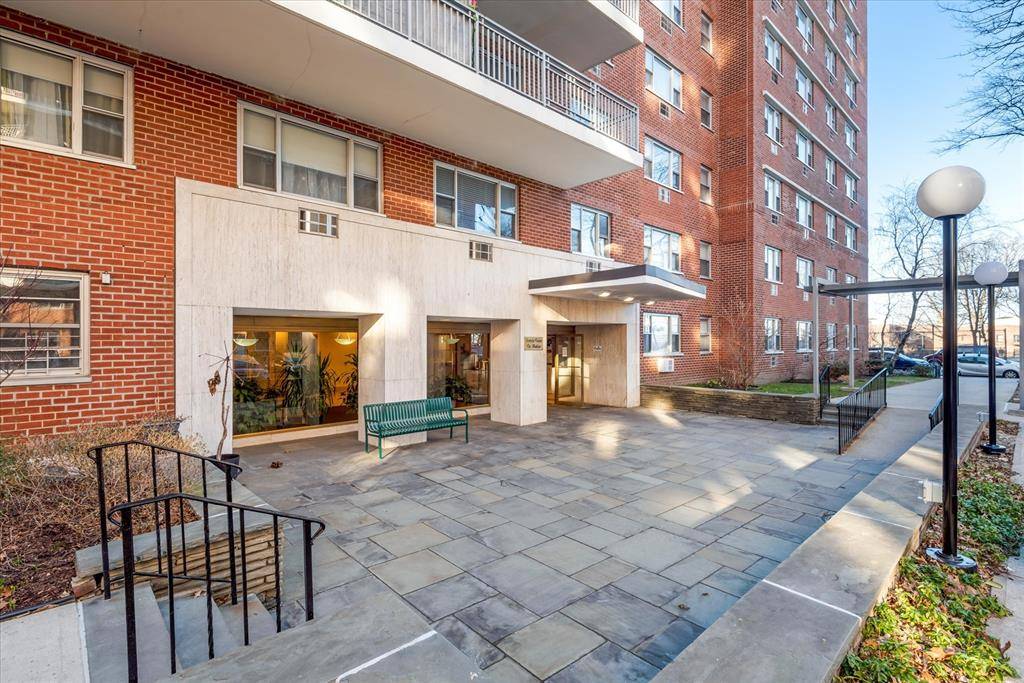 #1 photo, 52-30 39th Drive, #9S, Woodside , NY 11377